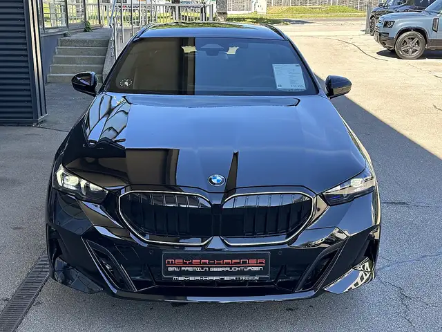 BMW 520 i Touring M-Sportpaket PRO Aut. / Iconic Glow /... Ansicht 3