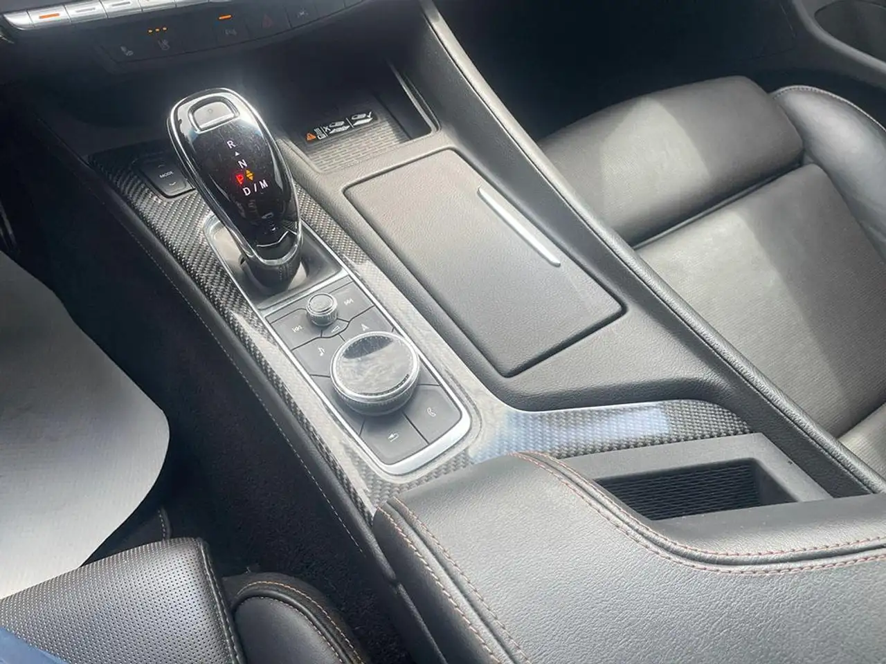 Cadillac CT5-V снимка Cadillac CT5-V