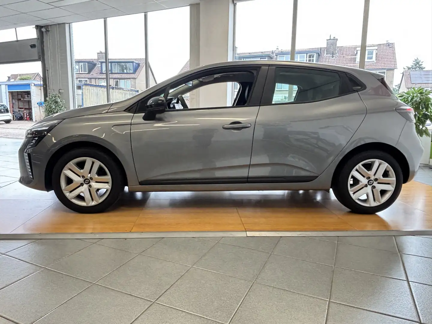Renault Clio 1.0 TCe 90 CVT *CARPLAY * PDC * STOELVERW. Stříbrná - 2