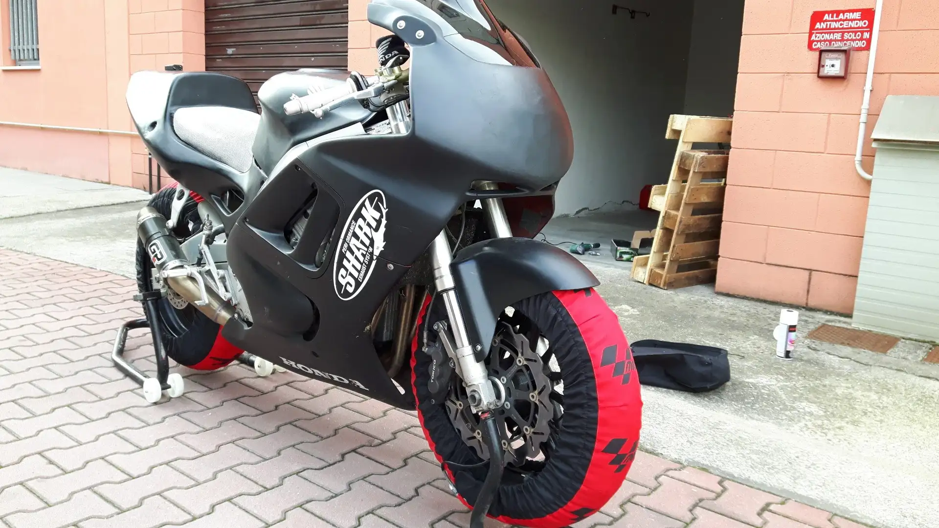 Honda CBR 600 Nero - 2