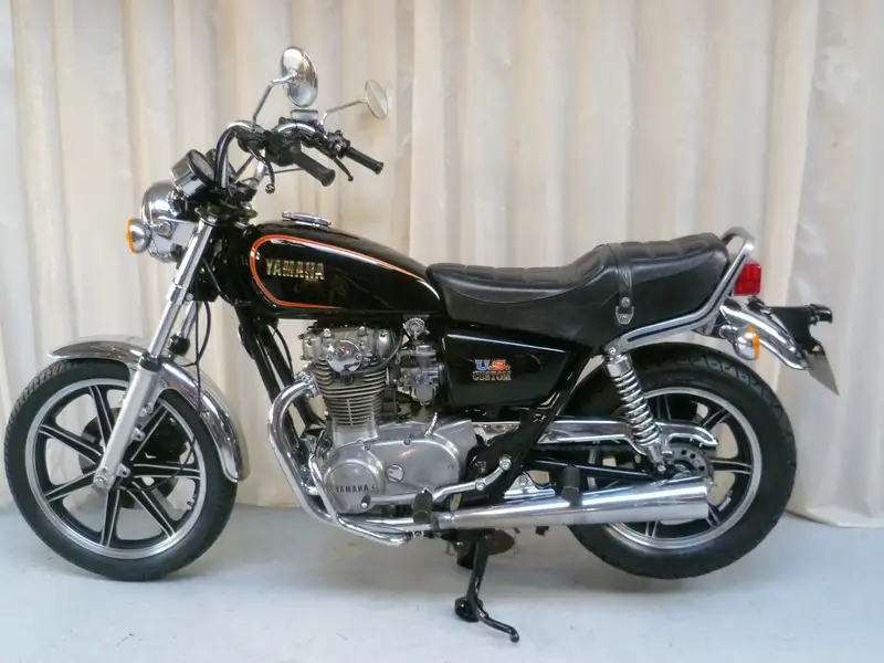 Yamaha XS 650 - foto 2