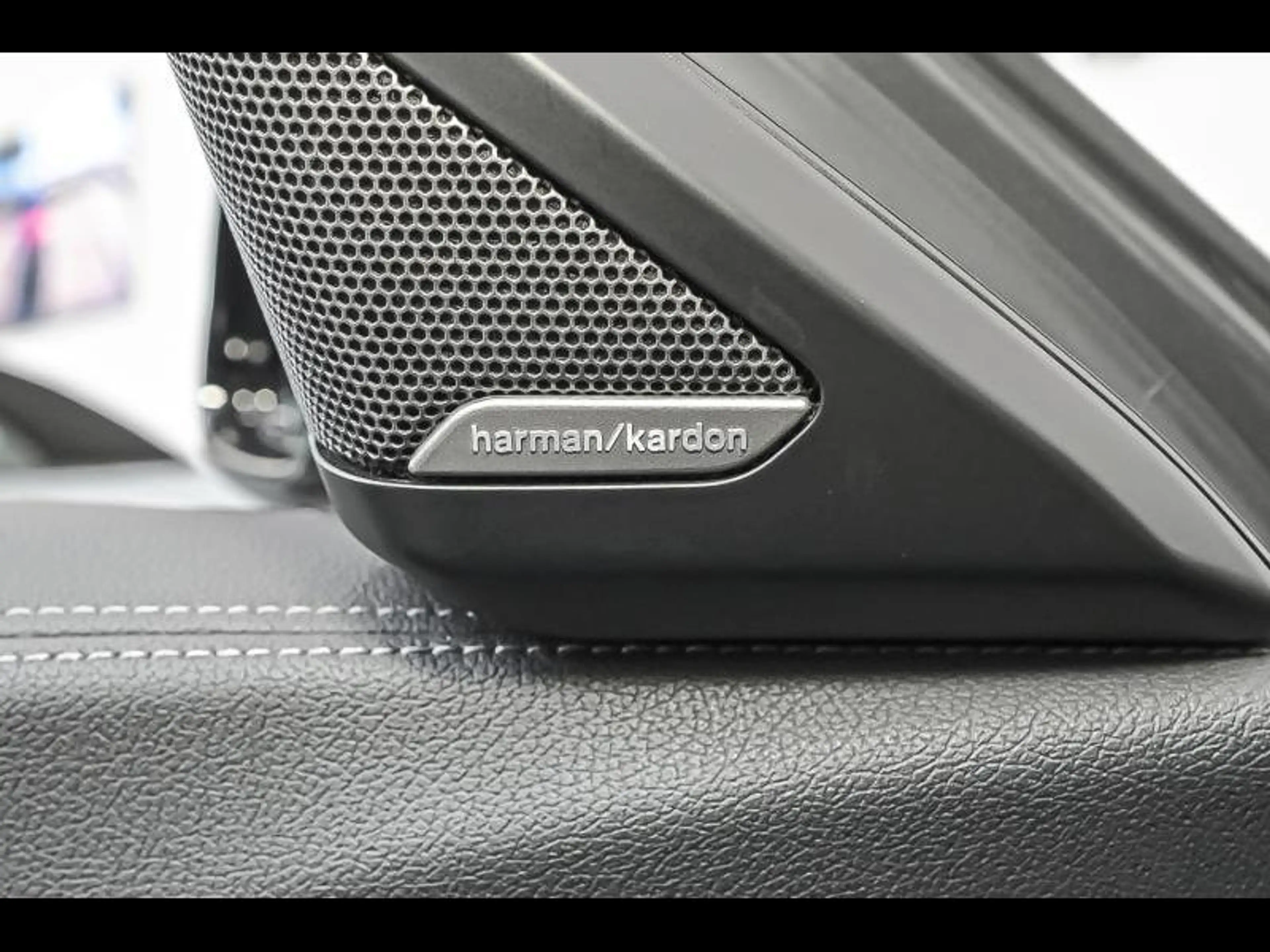 BMW Z4 sDrive 20i - M Pack — photo 22