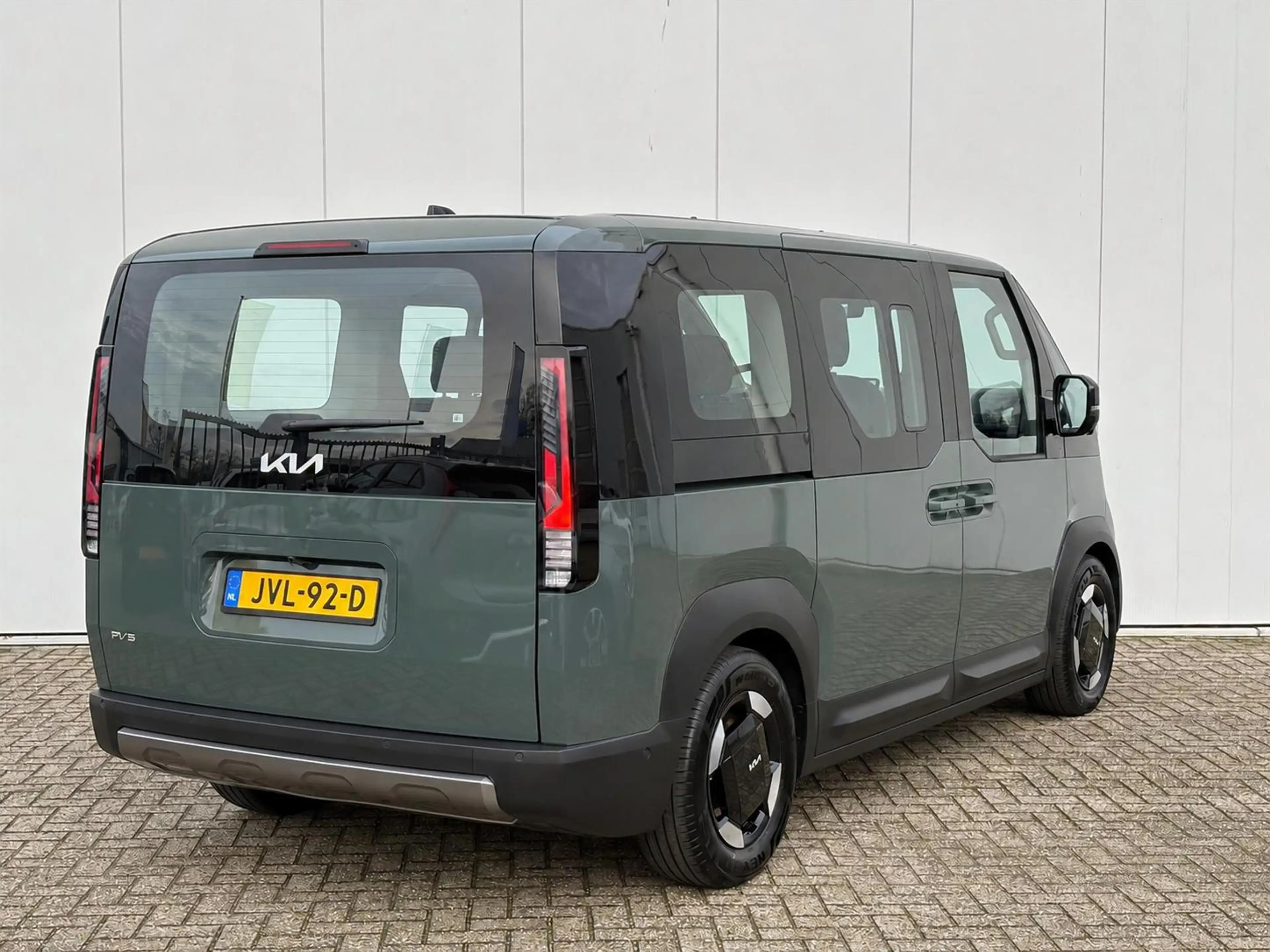 Kia PV5 Passenger Elite Executive 71.2 kWh 360 Camera | Stoel verwar — photo 5