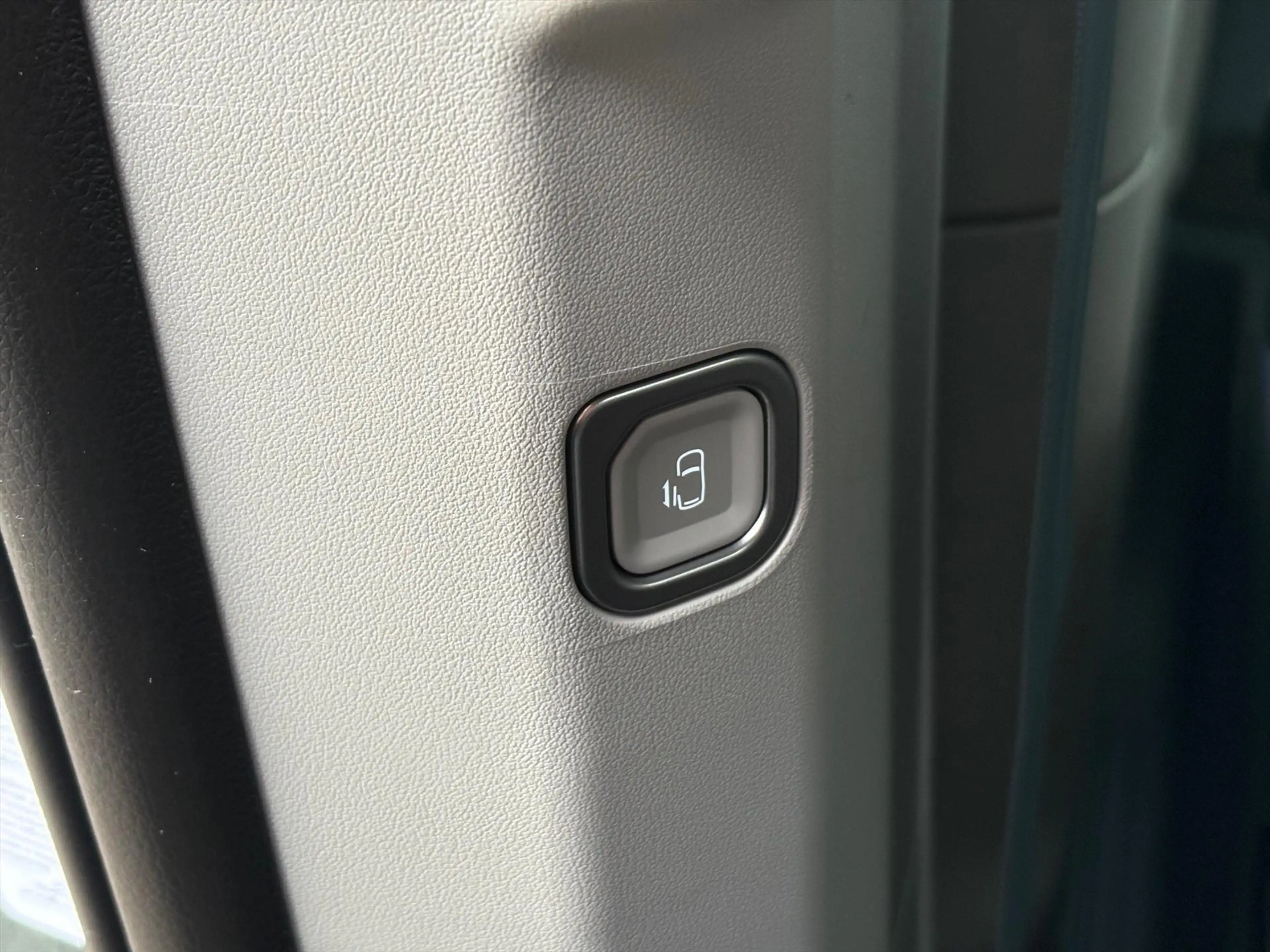 Kia PV5 Passenger Elite Executive 71.2 kWh 360 Camera | Stoel verwar — photo 13