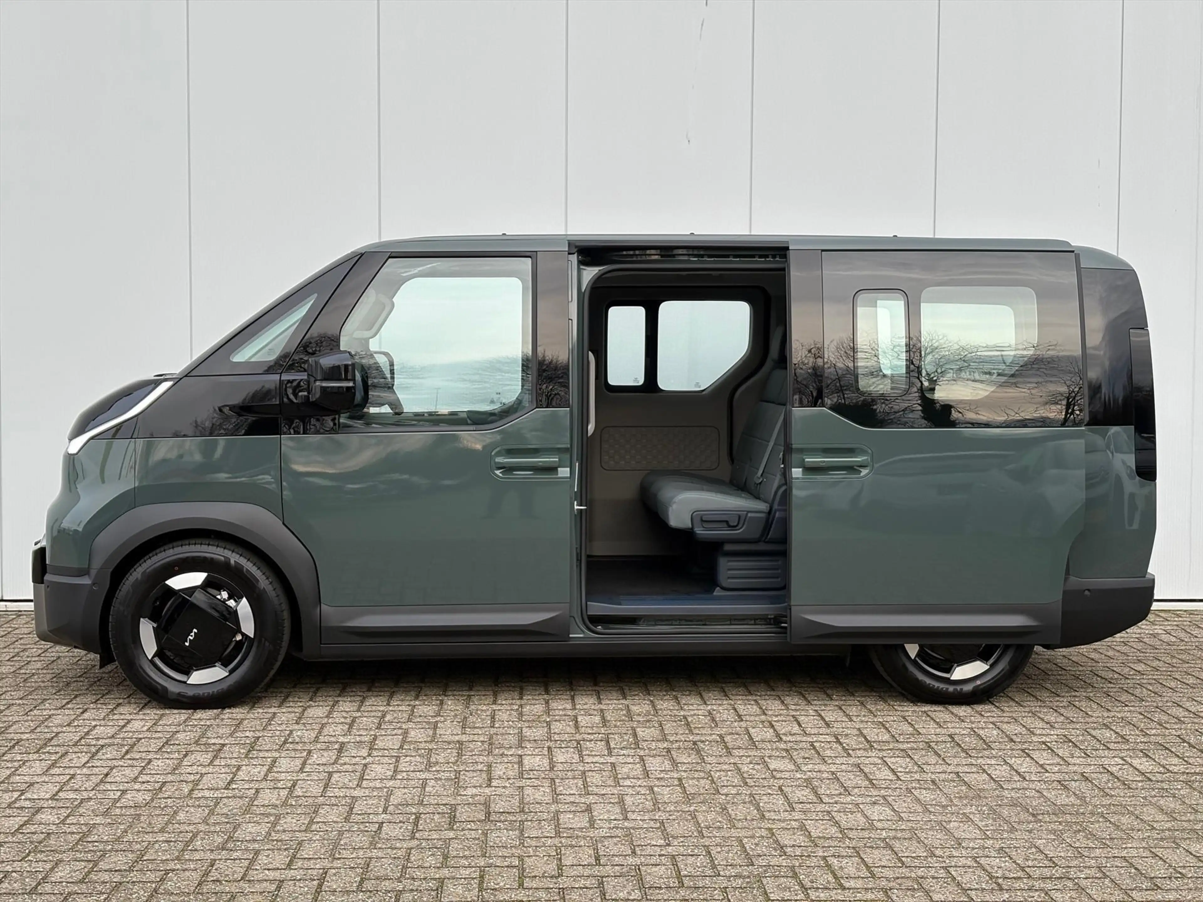 Kia PV5 Passenger Elite Executive 71.2 kWh 360 Camera | Stoel verwar — photo 12