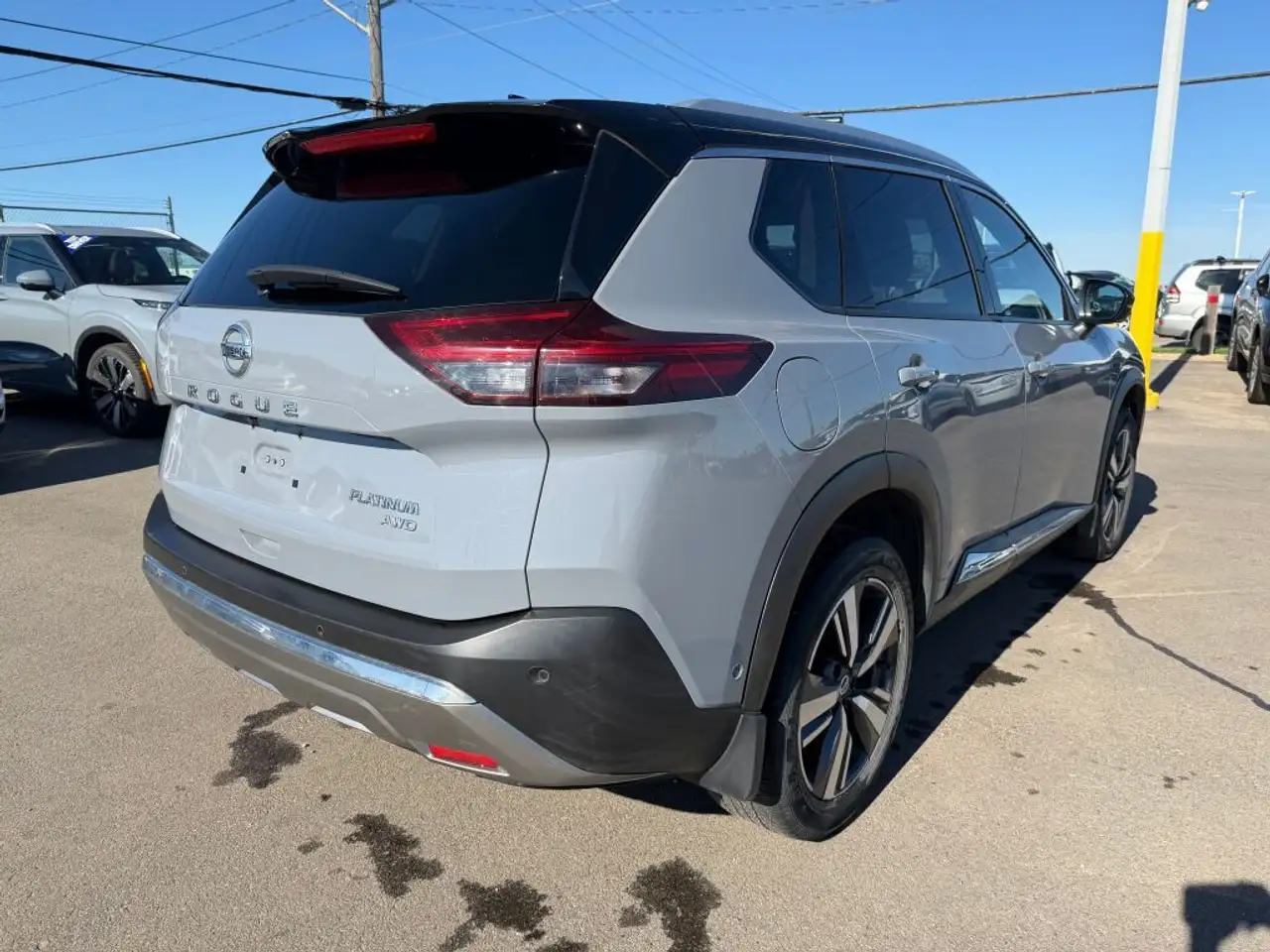 Nissan Rogue снимка Nissan Rogue