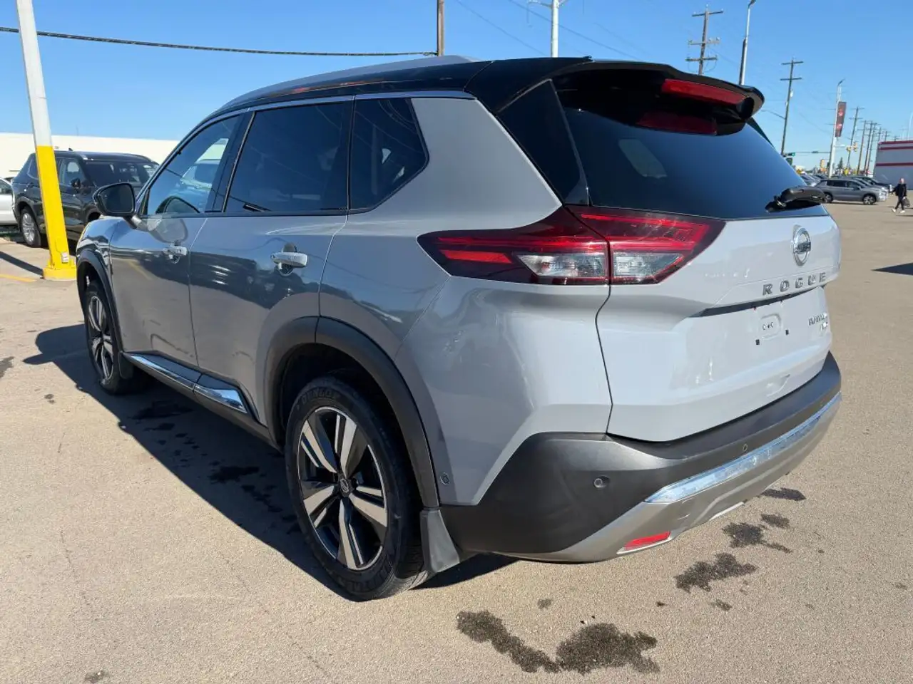 Nissan Rogue снимка Nissan Rogue