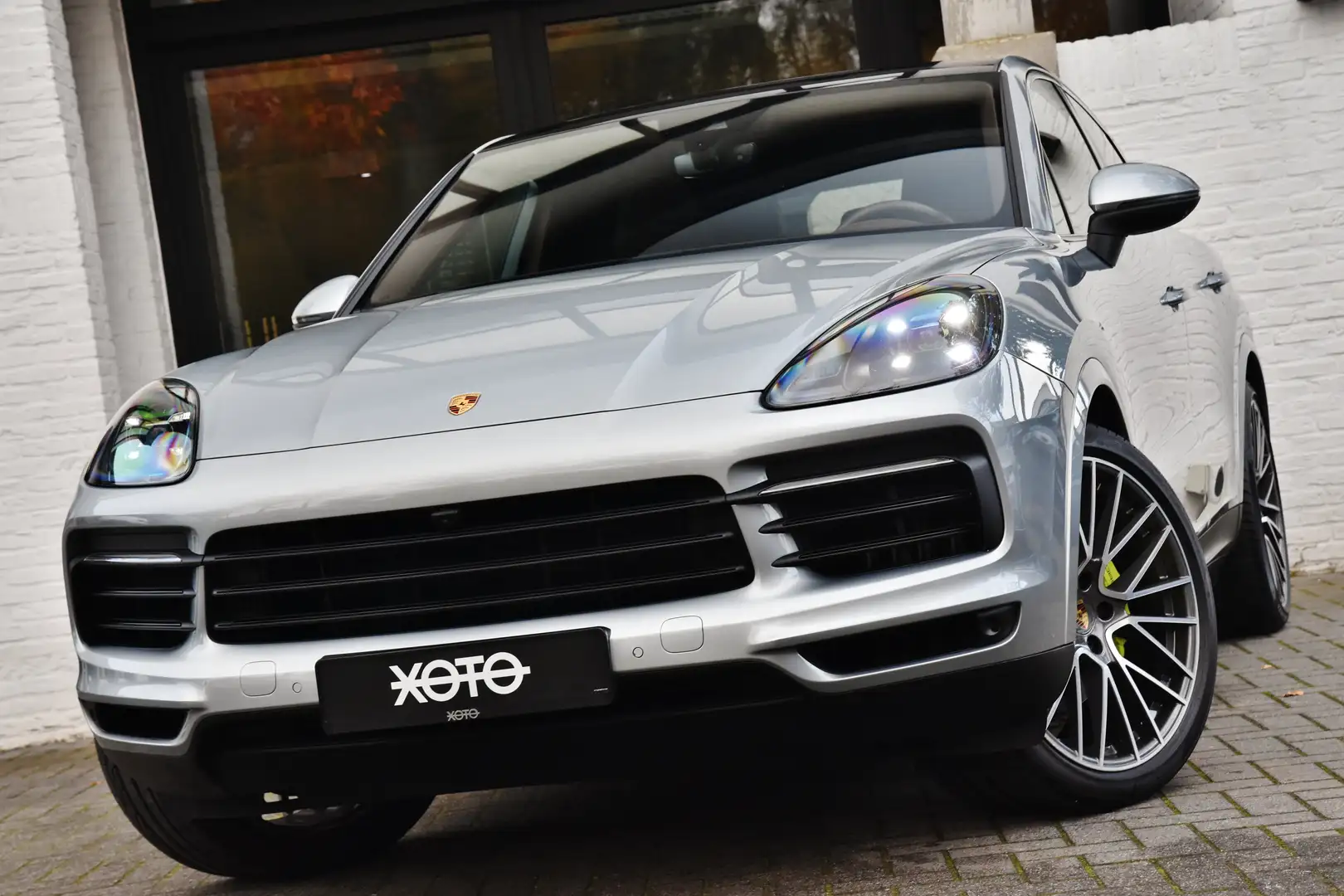 Porsche Cayenne COUPE HYBRID *** FULL / PORSCHE HISTORY *** Zilver - 1
