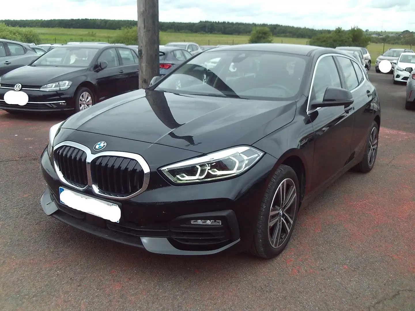 BMW 116 116 I 1.5 110CH BUSINESS DESIGN BV6 5 PORTES Noir - 1