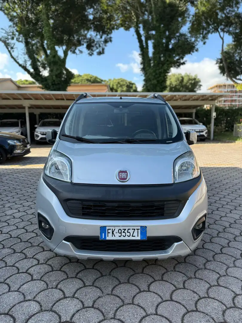 Fiat Qubo QUBO 1.3 MJT 80 CV Trekking Argintiu - 1