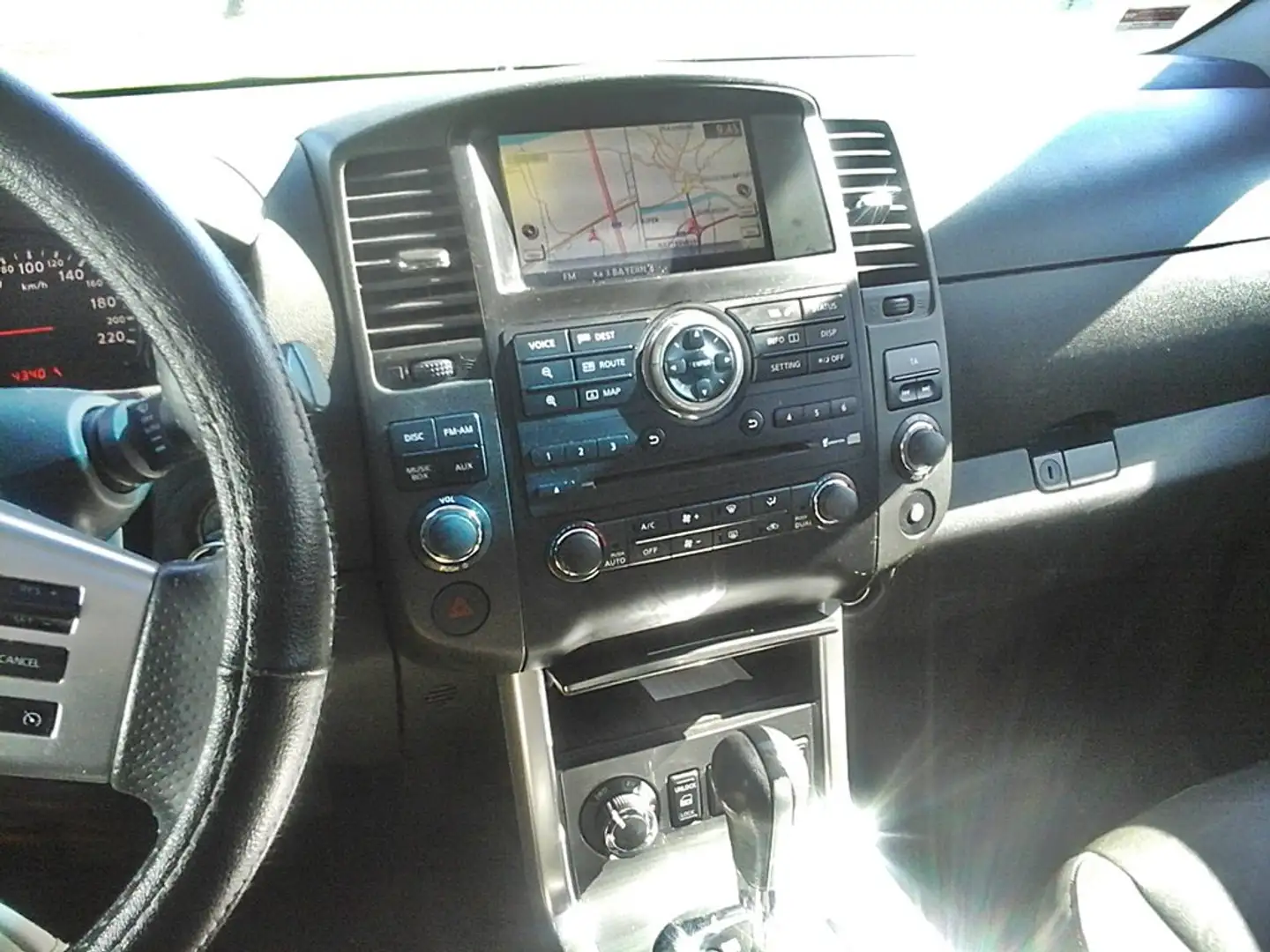 Nissan Navara Double Cab LE V6 4x4 LB/Top /Autom.+Klima+eSSD+AHK Noir - 2