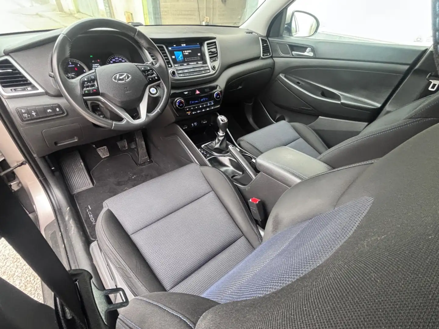 Hyundai TUCSON 1.7CRDI BD Tecno 4x2 Beige - 2