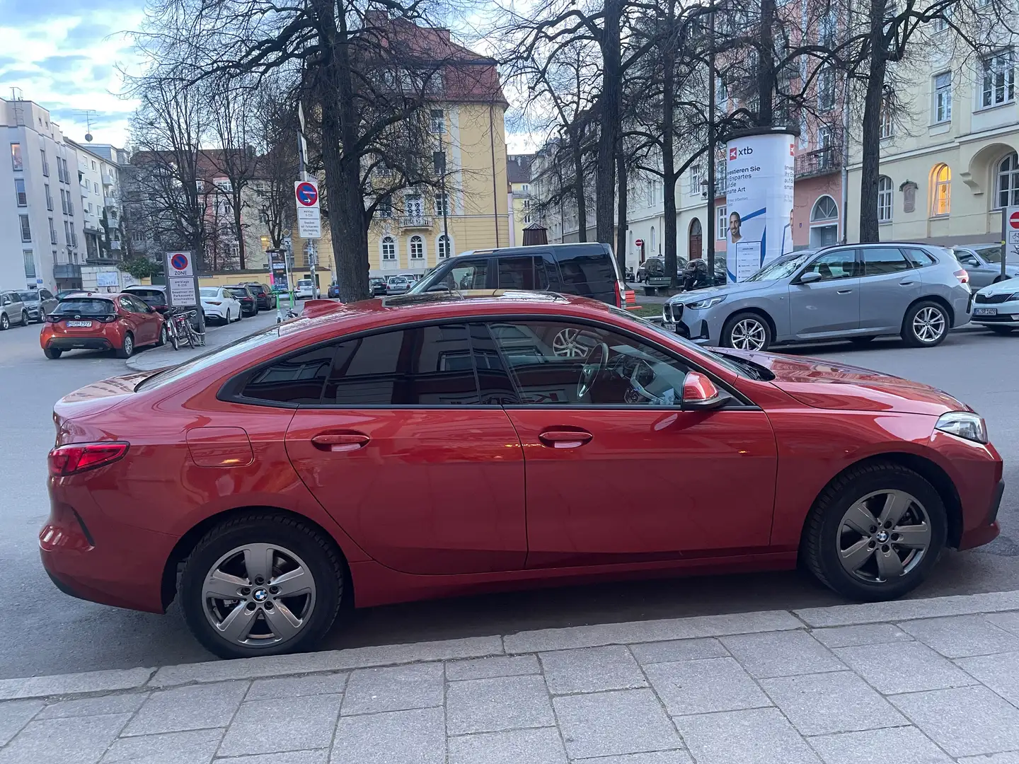 BMW 218 218i Gran Coupe Aut. Advantage Oranžová - 1