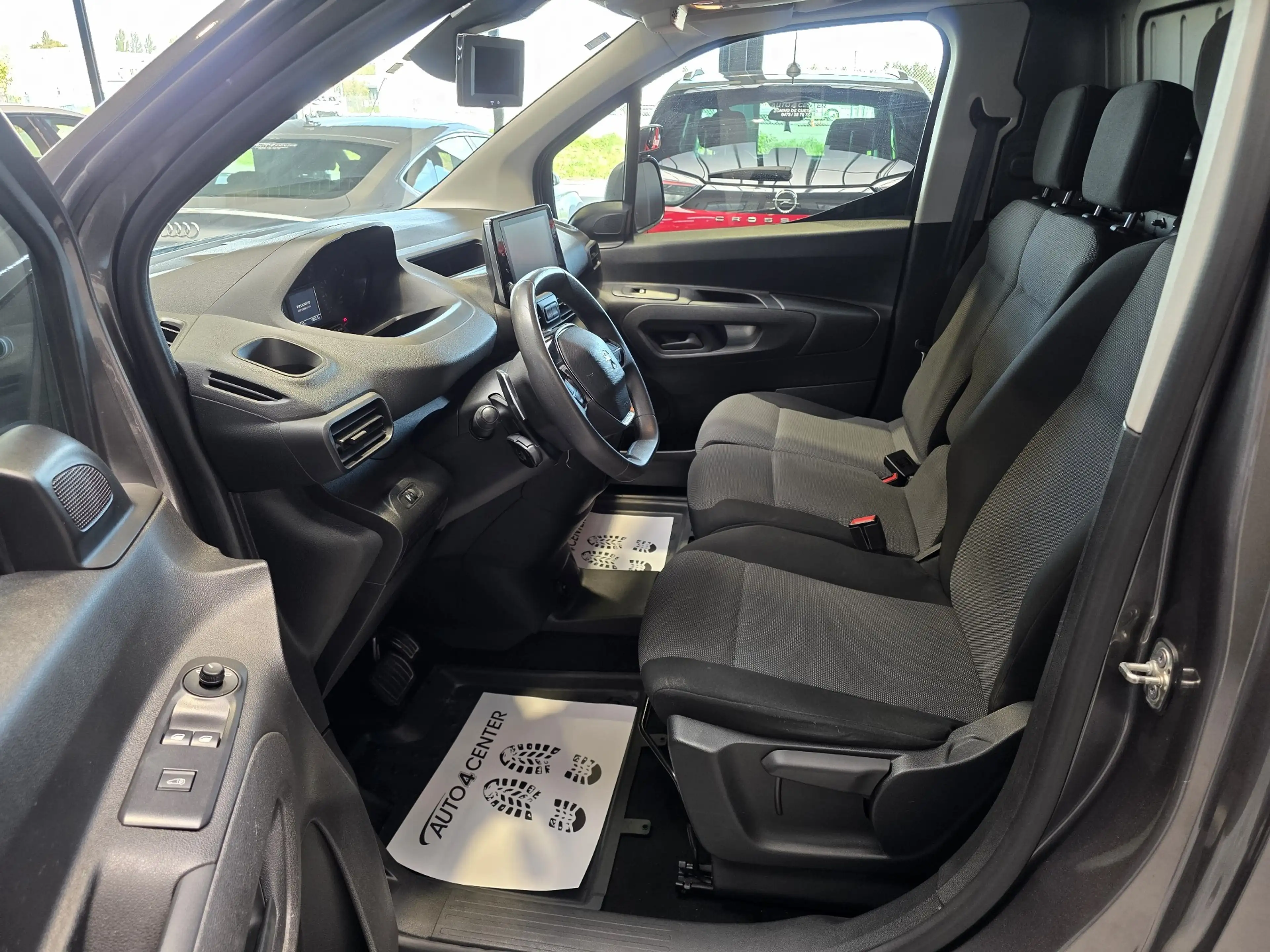Peugeot Partner 1.5 BlueHDi // GPS / 3 PLACES / GARANTIE 1 AN // — photo 7