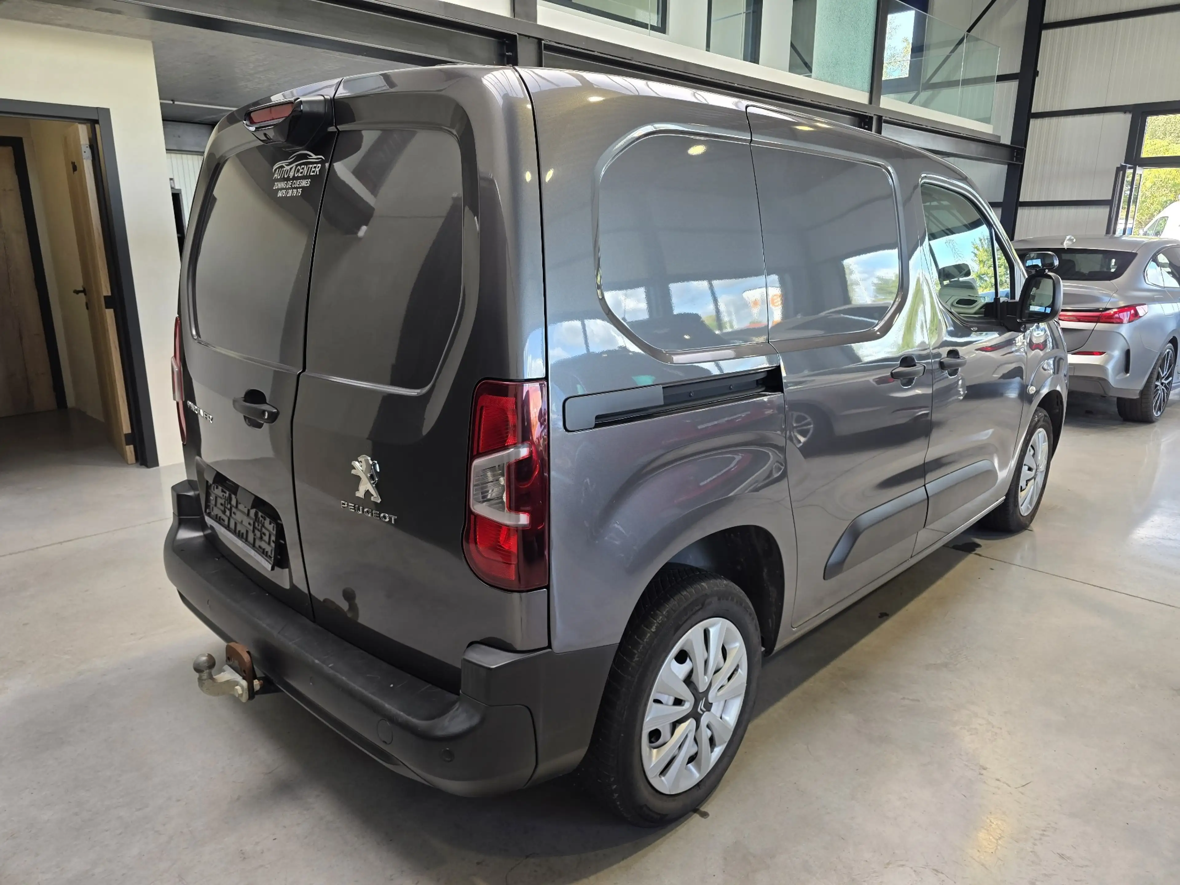 Peugeot Partner 1.5 BlueHDi // GPS / 3 PLACES / GARANTIE 1 AN // — photo 4