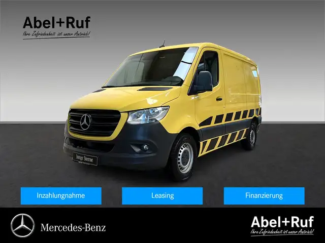 Mercedes-Benz Sprinter main image