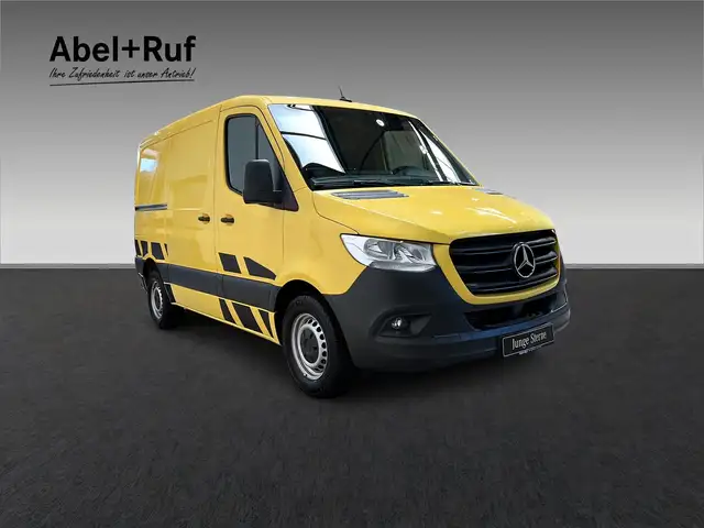 Mercedes-Benz Sprinter view 6