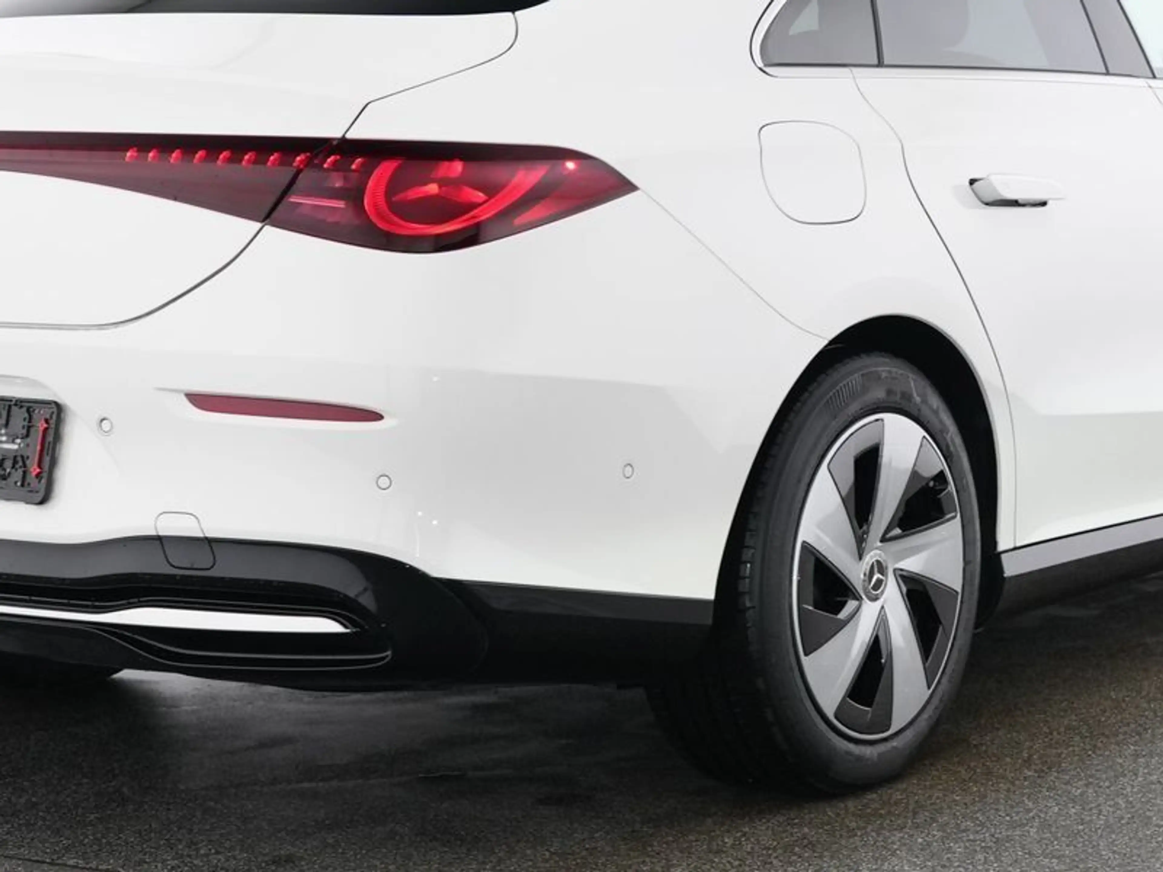 Mercedes-Benz CLA 250 + EQ PROGR-ADVANCED+ 360° HuD AHK DISTRON — photo 5