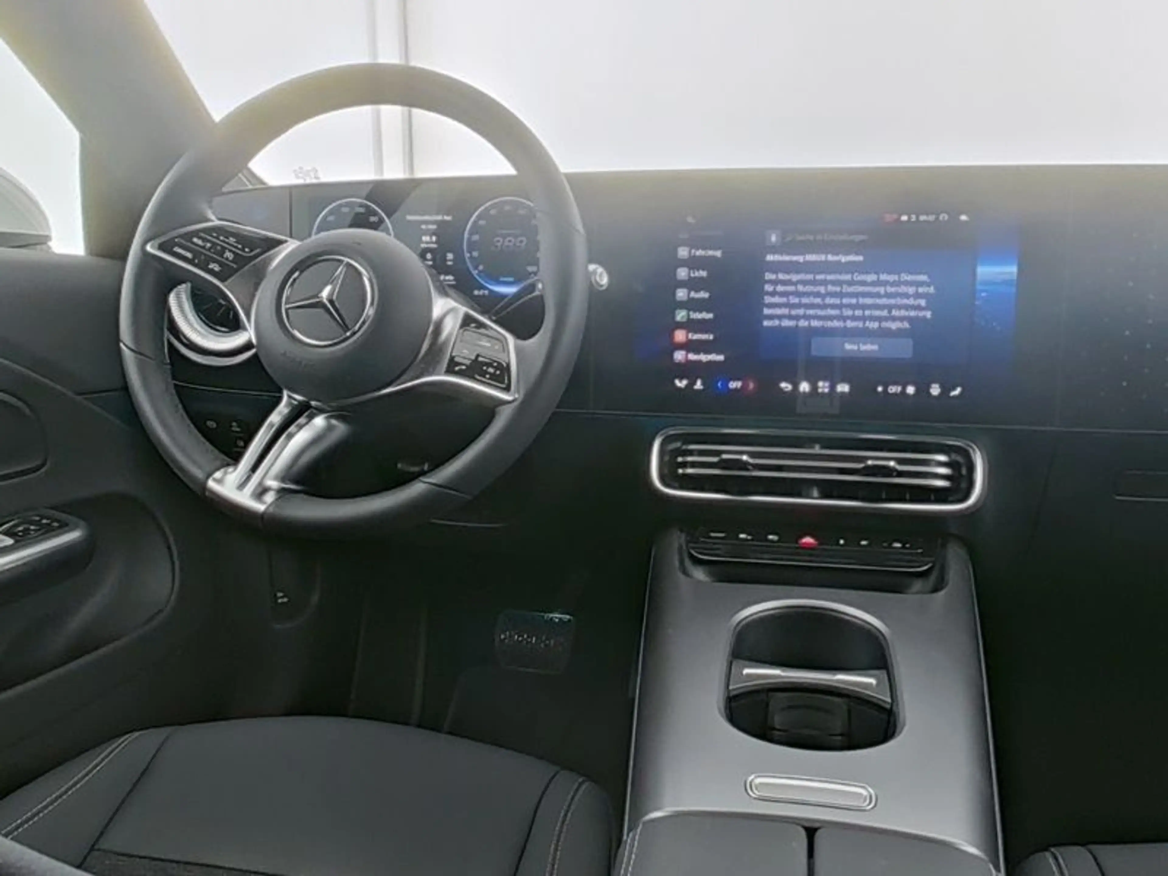 Mercedes-Benz CLA 250 + EQ PROGR-ADVANCED+ 360° HuD AHK DISTRON — photo 7