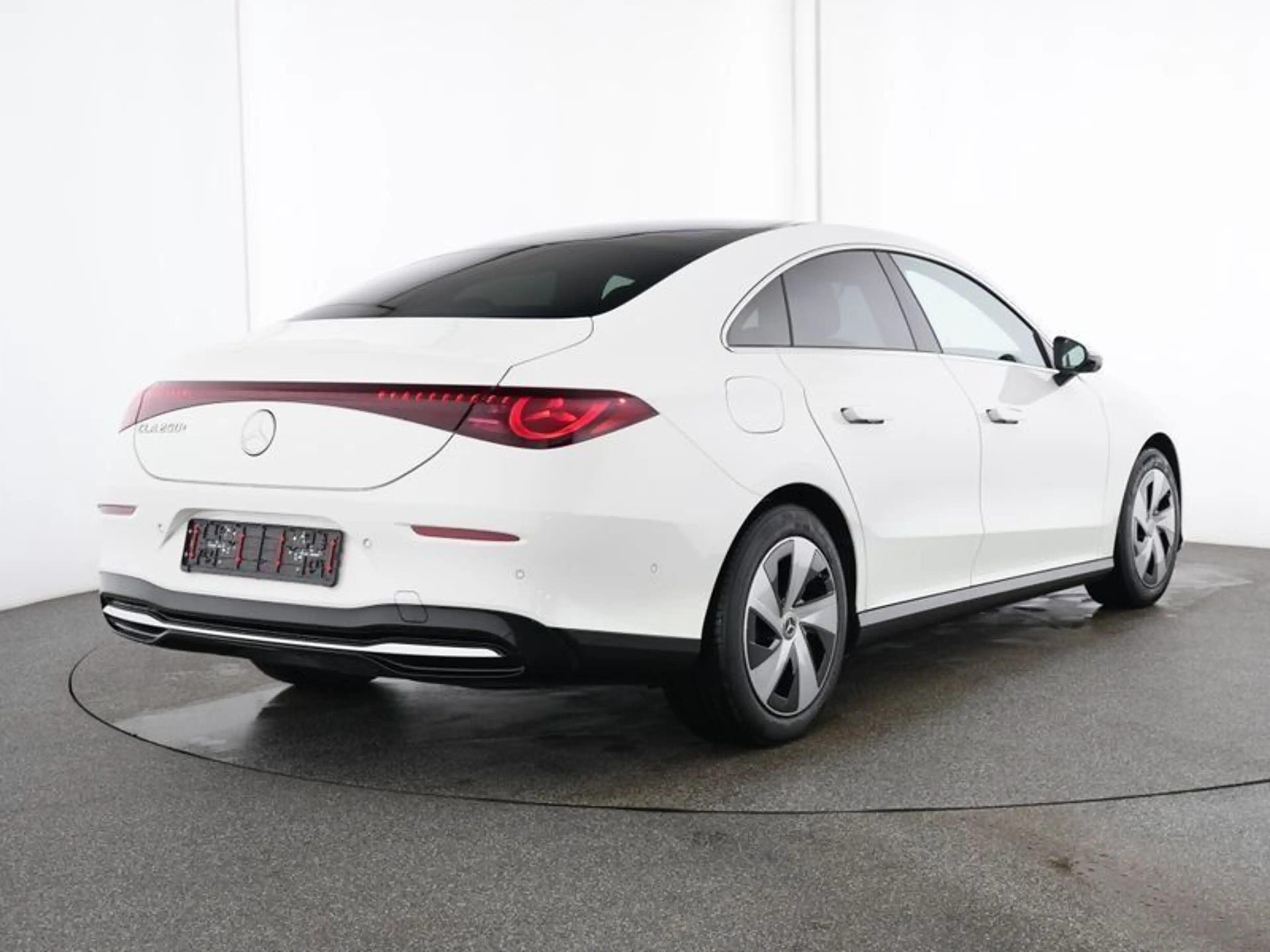 Mercedes-Benz CLA 250 + EQ PROGR-ADVANCED+ 360° HuD AHK DISTRON — photo 4
