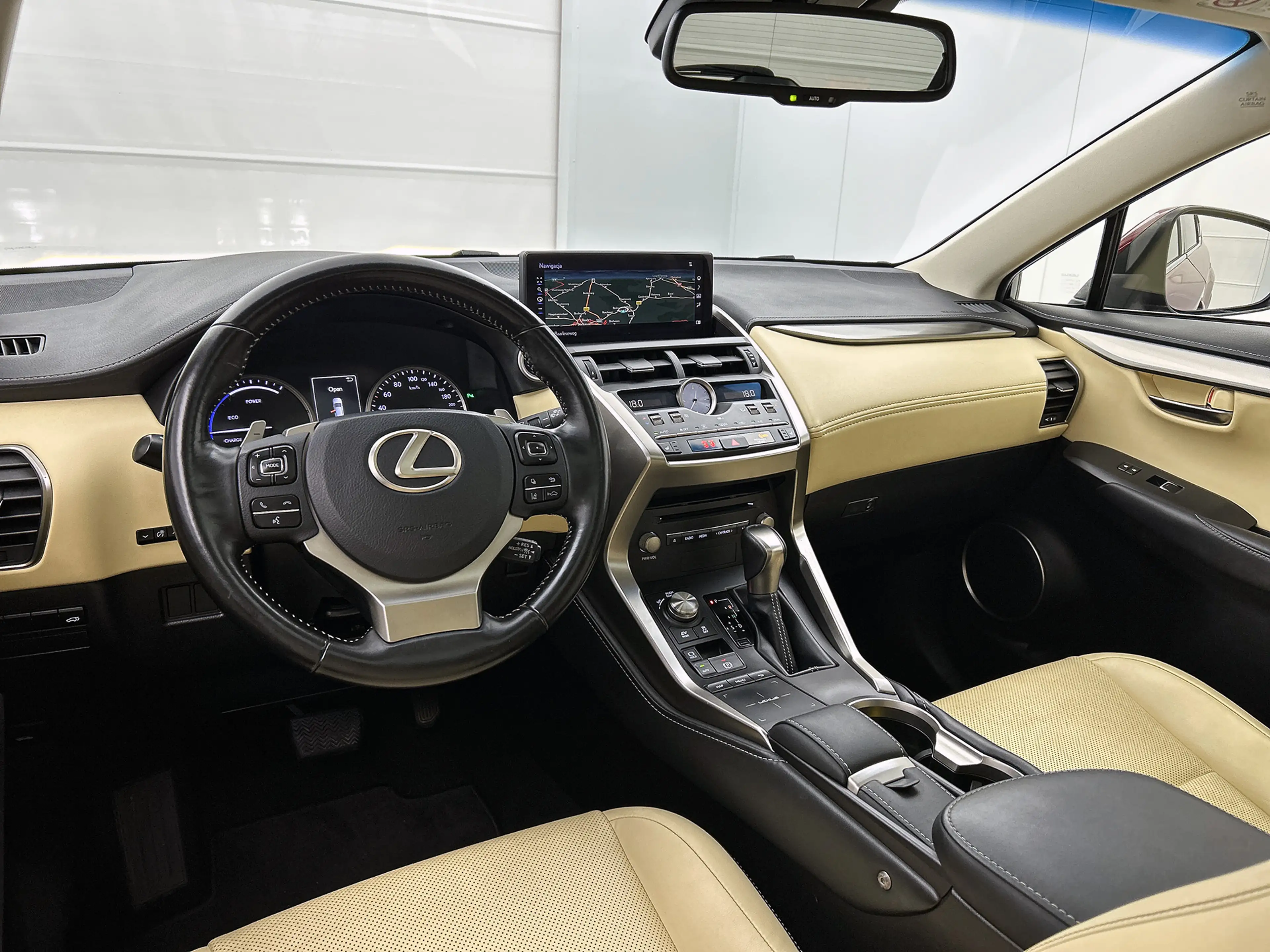 Lexus NX 300h AWD Luxury Line Limited | Schuif - / kanteldak | — photo 12