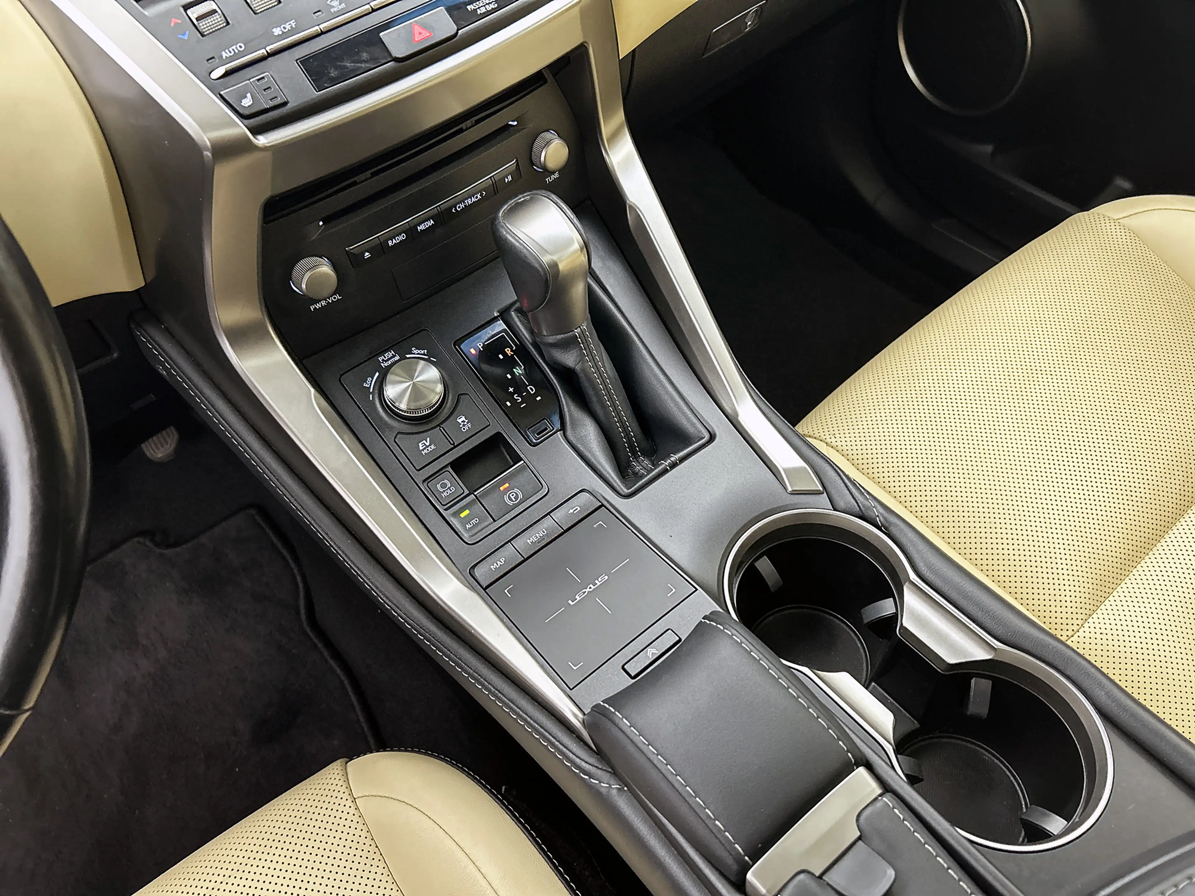 Lexus NX 300h AWD Luxury Line Limited | Schuif - / kanteldak | — photo 15