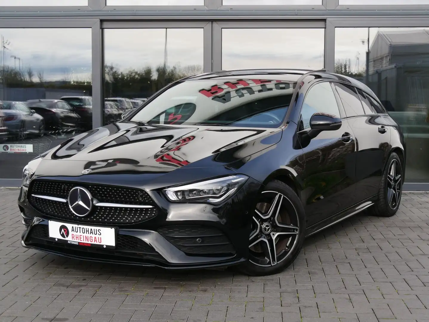 Mercedes-Benz CLA 220 CLA 220 d SB AMG Line RFK/PANO/AMBIENTE Schwarz - 1