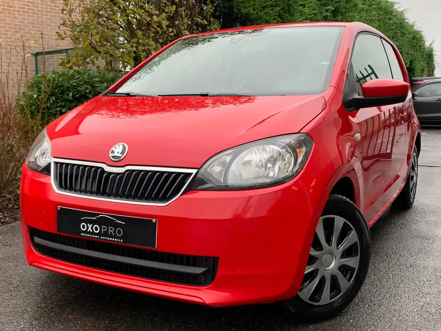 SEAT Mii 1.0i Essence / Gps / Airco / Bluetooth / Garantie Rood - 1