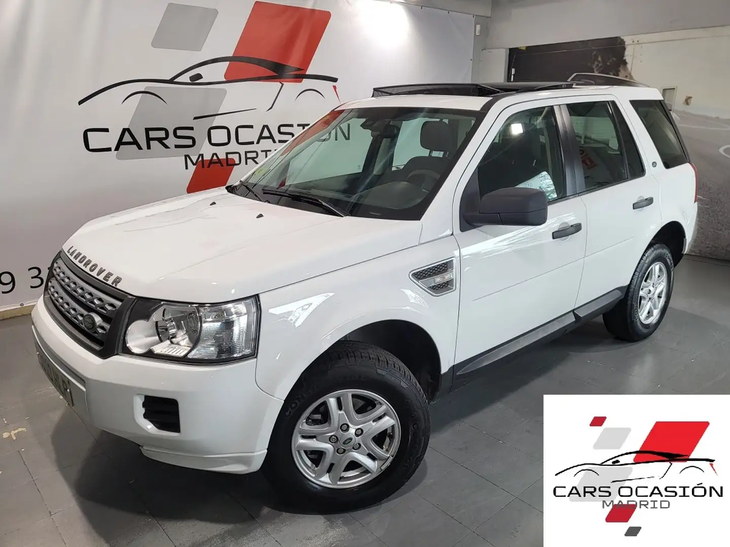 Land Rover Freelander 2.2eD4 E 4x2 White - 1
