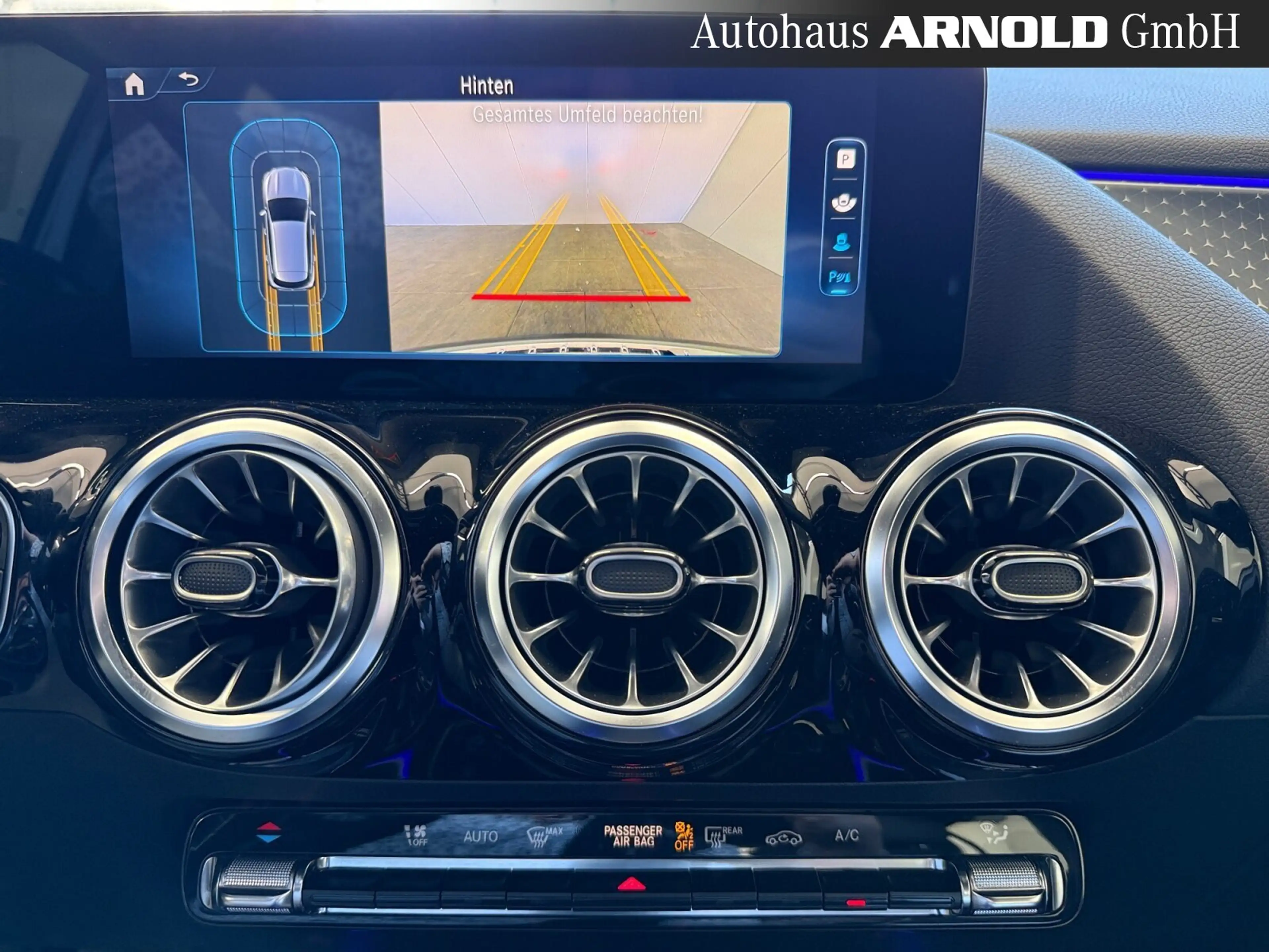 Mercedes-Benz GLA 250 GLA 250 4Matic Progressive el-Klappe LED Kamera BC — photo 10
