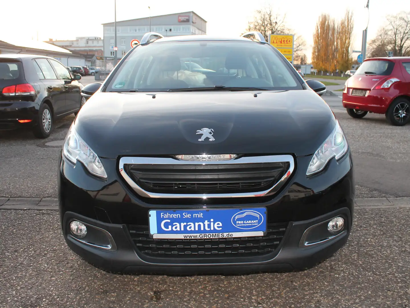 Peugeot 2008 Active Klimaanlage 59000KM Schwarz - 2