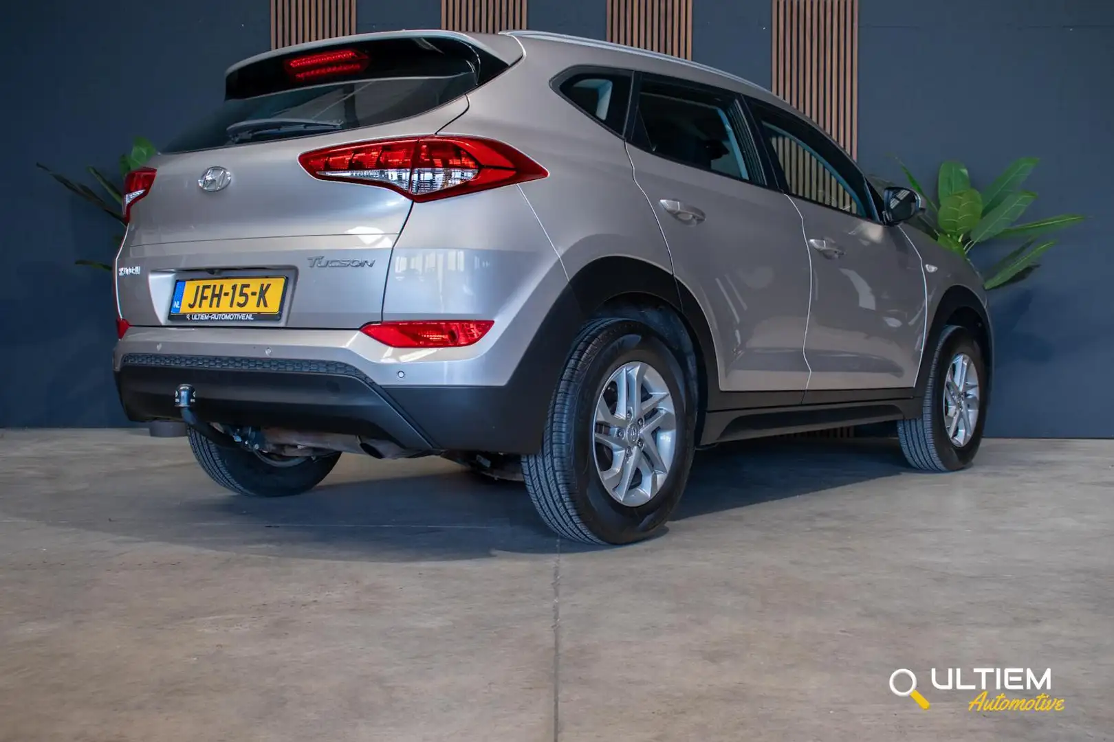 Hyundai TUCSON 1.6 GDi i-Motion | TREKHAAK*NAVI*CRUISE Beige - 2