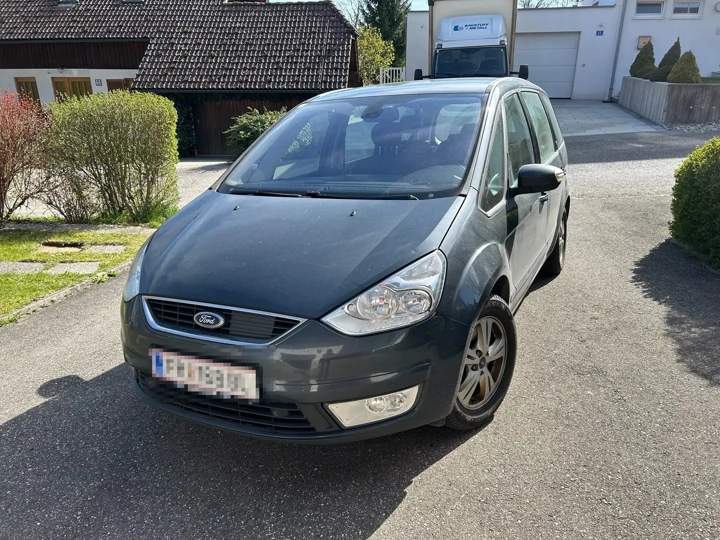 Ford Galaxy Ghia 2,0 TDCi DPF Gris - 1