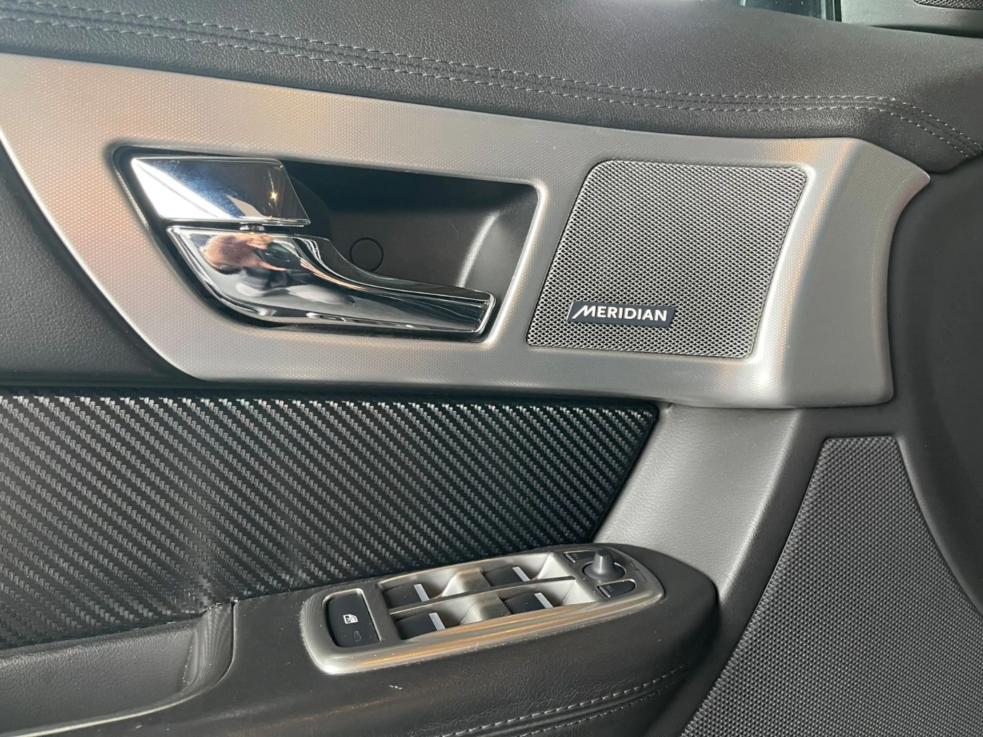 Jaguar XF 3.0 L V6 Diesel S — photo 6