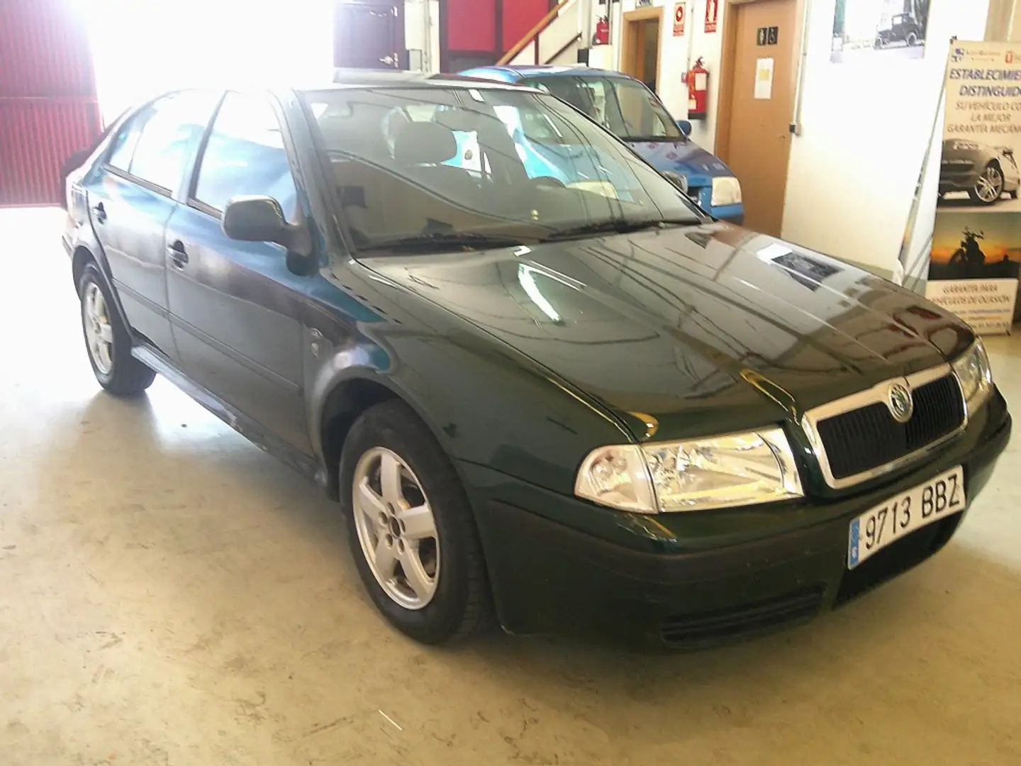 Skoda Octavia Combi 1.9TDI Elegance 110 Verde - 2