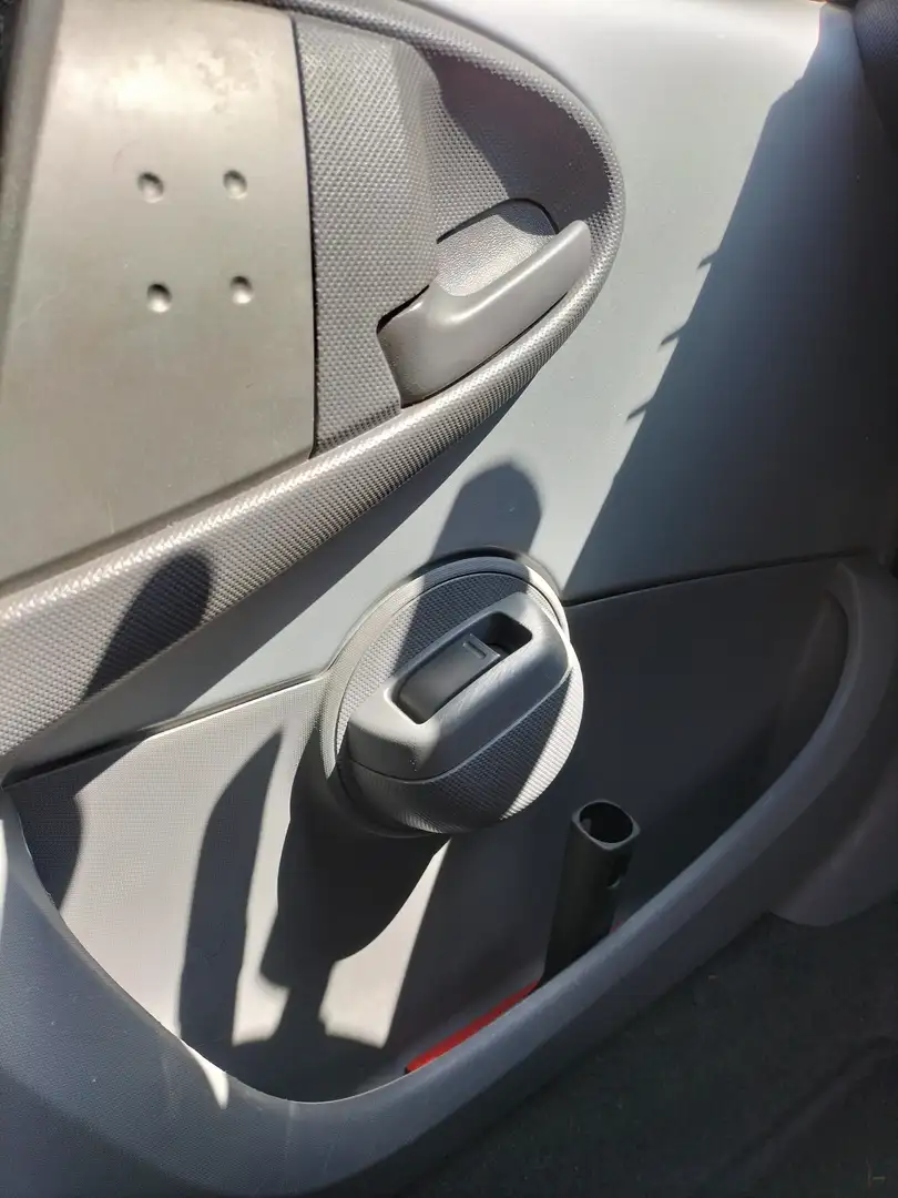 Peugeot 107 107 1.0-12V XS Argent - 2