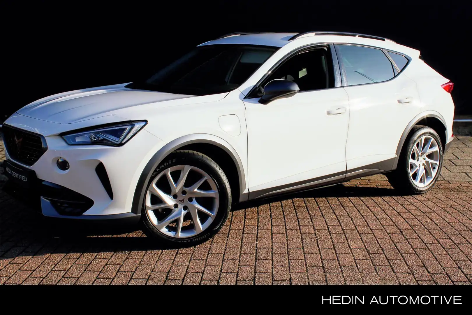 CUPRA Formentor 1.4 e-Hybrid Business Weiß - 1