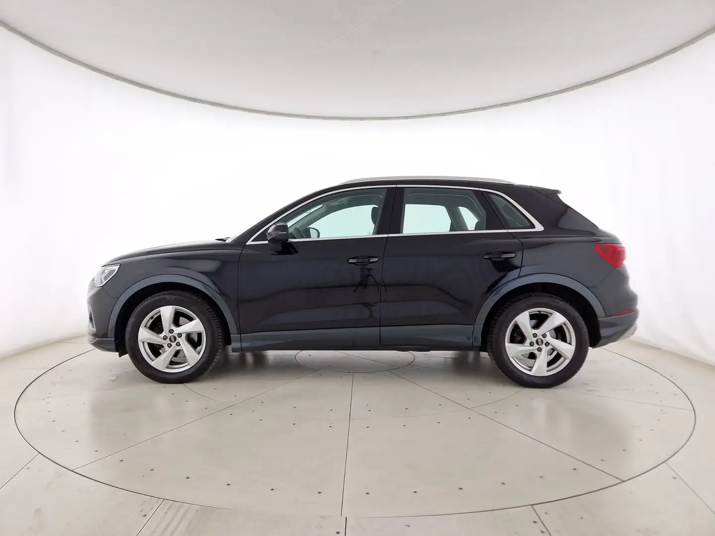Audi Q3 35 2.0 tdi business advanced s-tronic Nero - 2