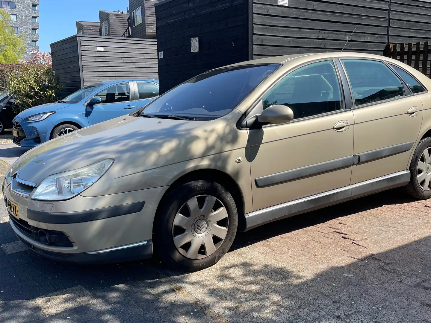 Citroen C5 C5 2.0-16V L. Prestige bež - 1