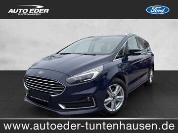 Titanium Automatik 5-Sitzer Bluetooth Navi