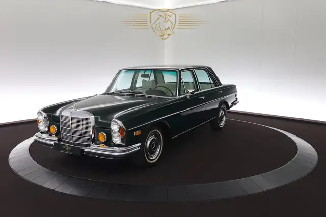 Mercedes-Benz 200 280SE 4.5