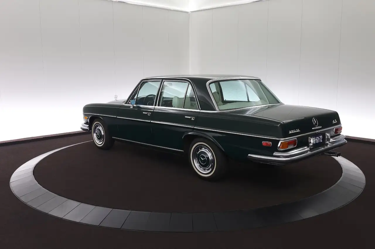 Mercedes-Benz 200 280SE 4.5, foto 3