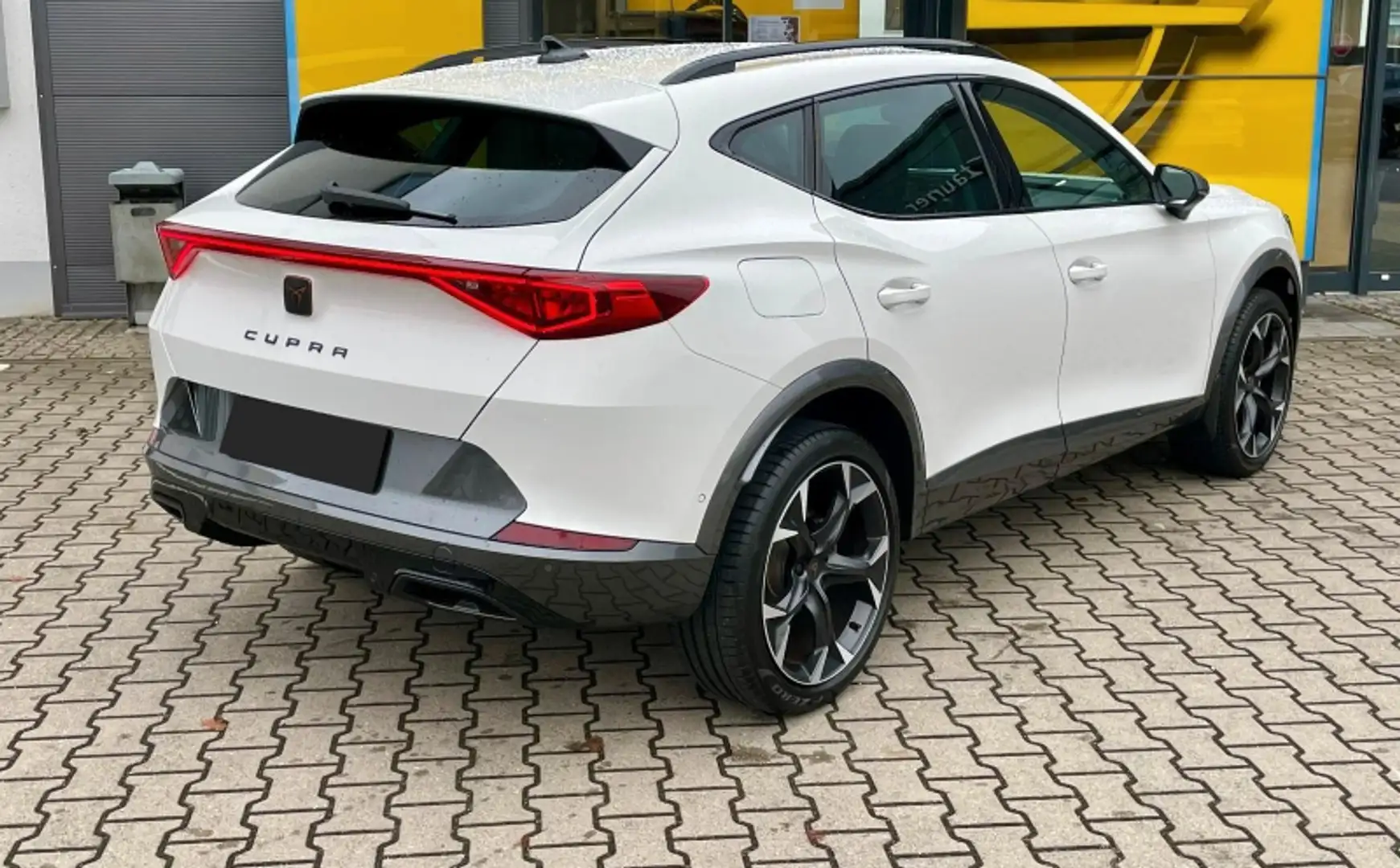 CUPRA Formentor 1.5 TSI DSG Bianco - 2