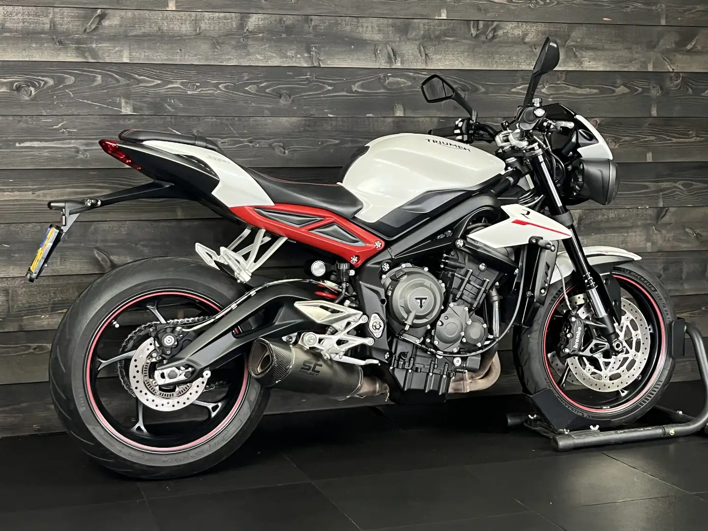 Triumph Street Triple R Wit - 2