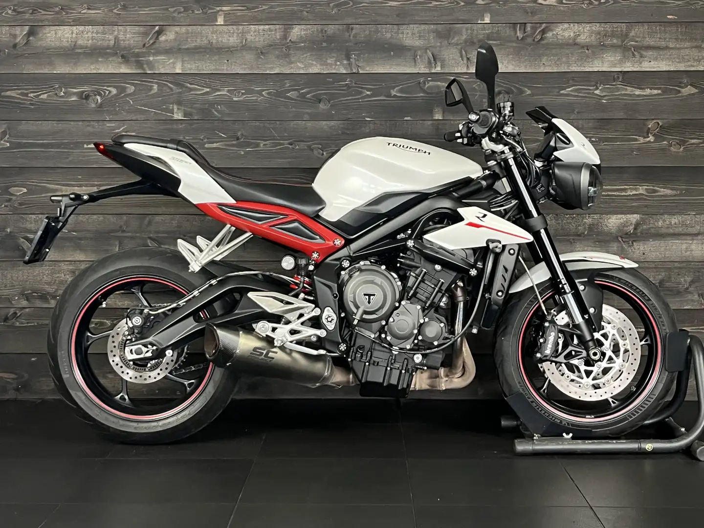 Triumph Street Triple R Wit - 1