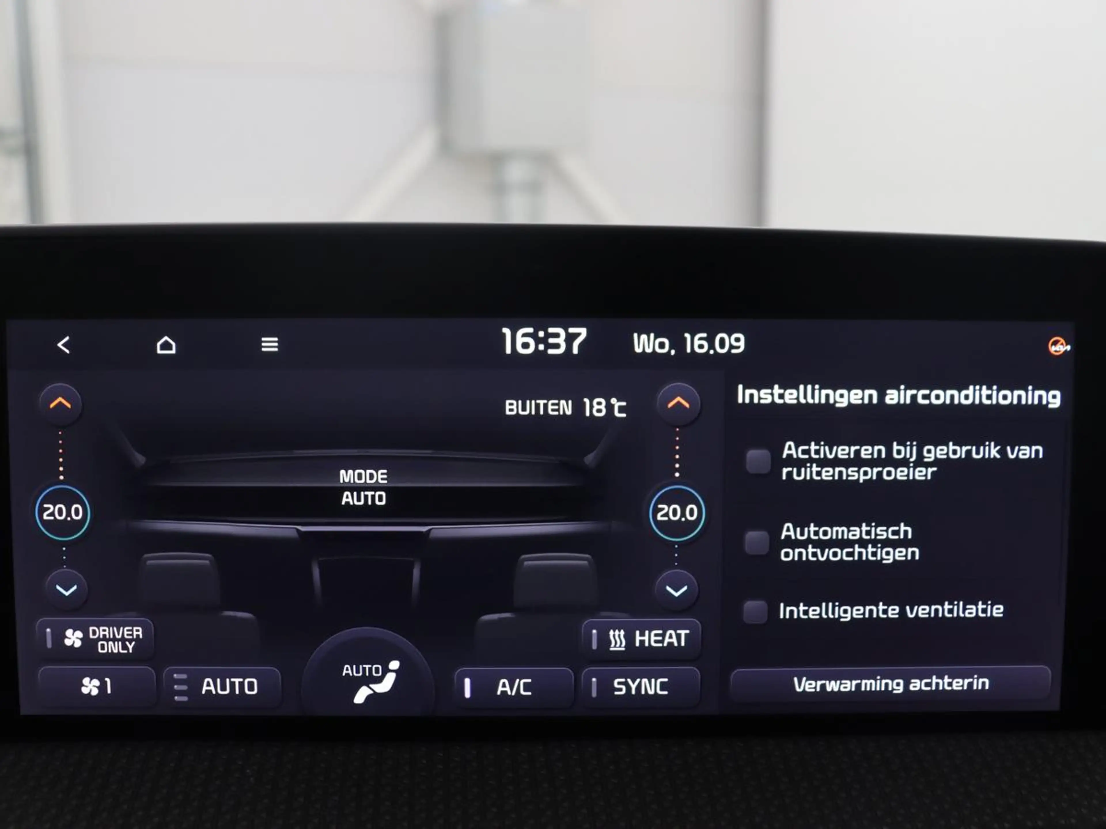 Kia EV6 Plus 77.4 kWh SOH 94,2% | LED | Meridian Sound | C — photo 27