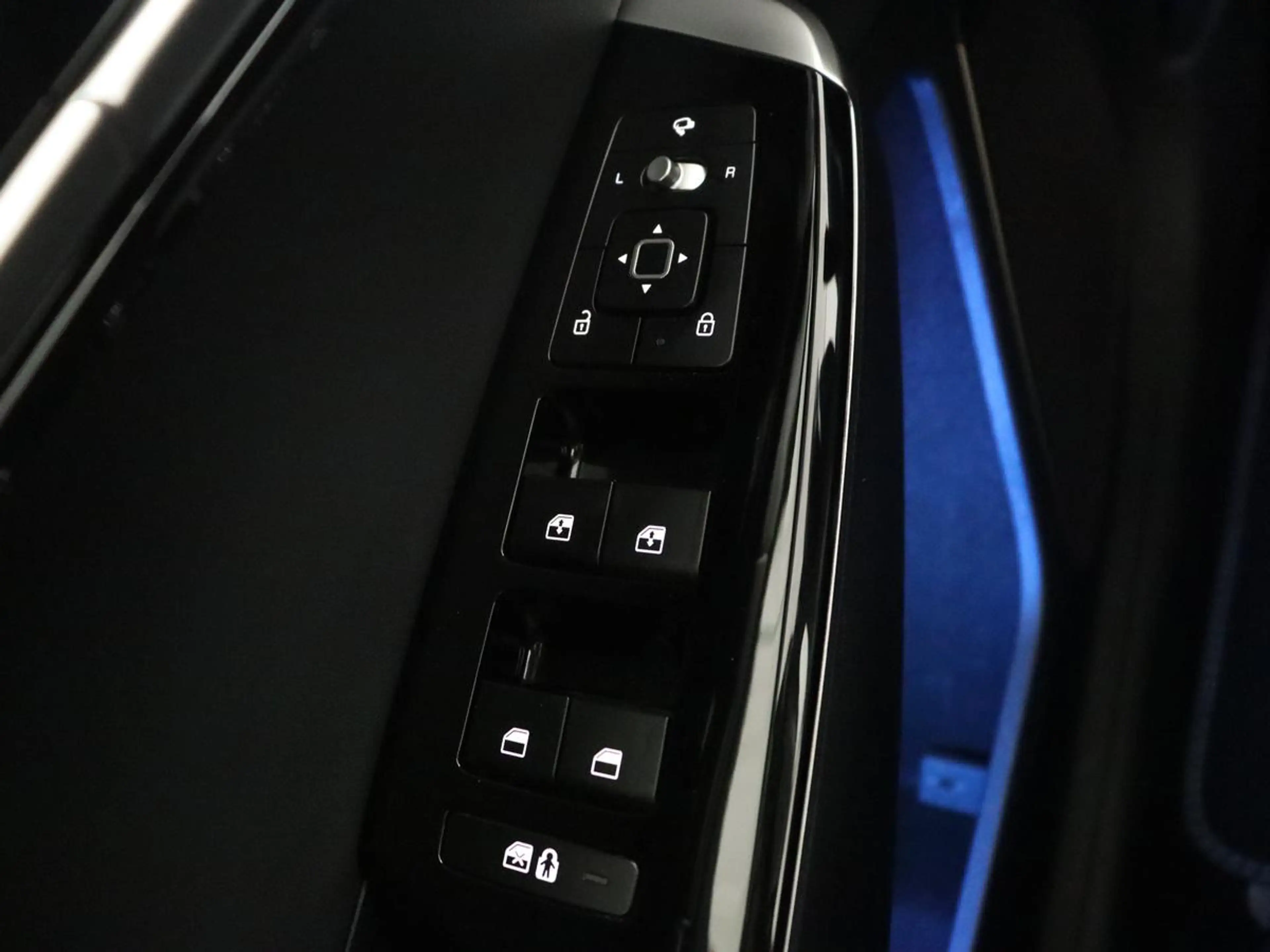 Kia EV6 Plus 77.4 kWh SOH 94,2% | LED | Meridian Sound | C — photo 38
