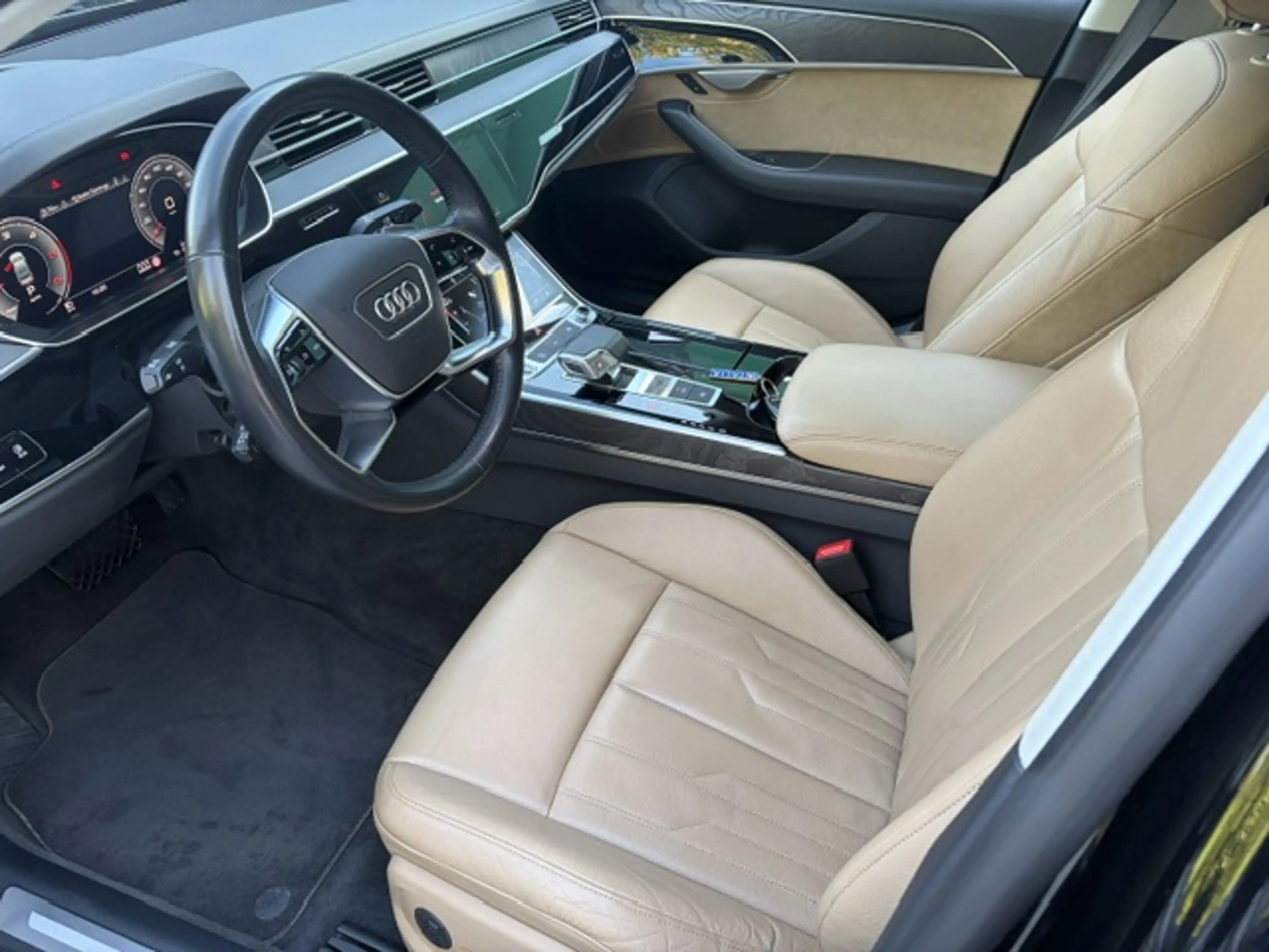 Audi A8 50 TDI quattro — photo 8