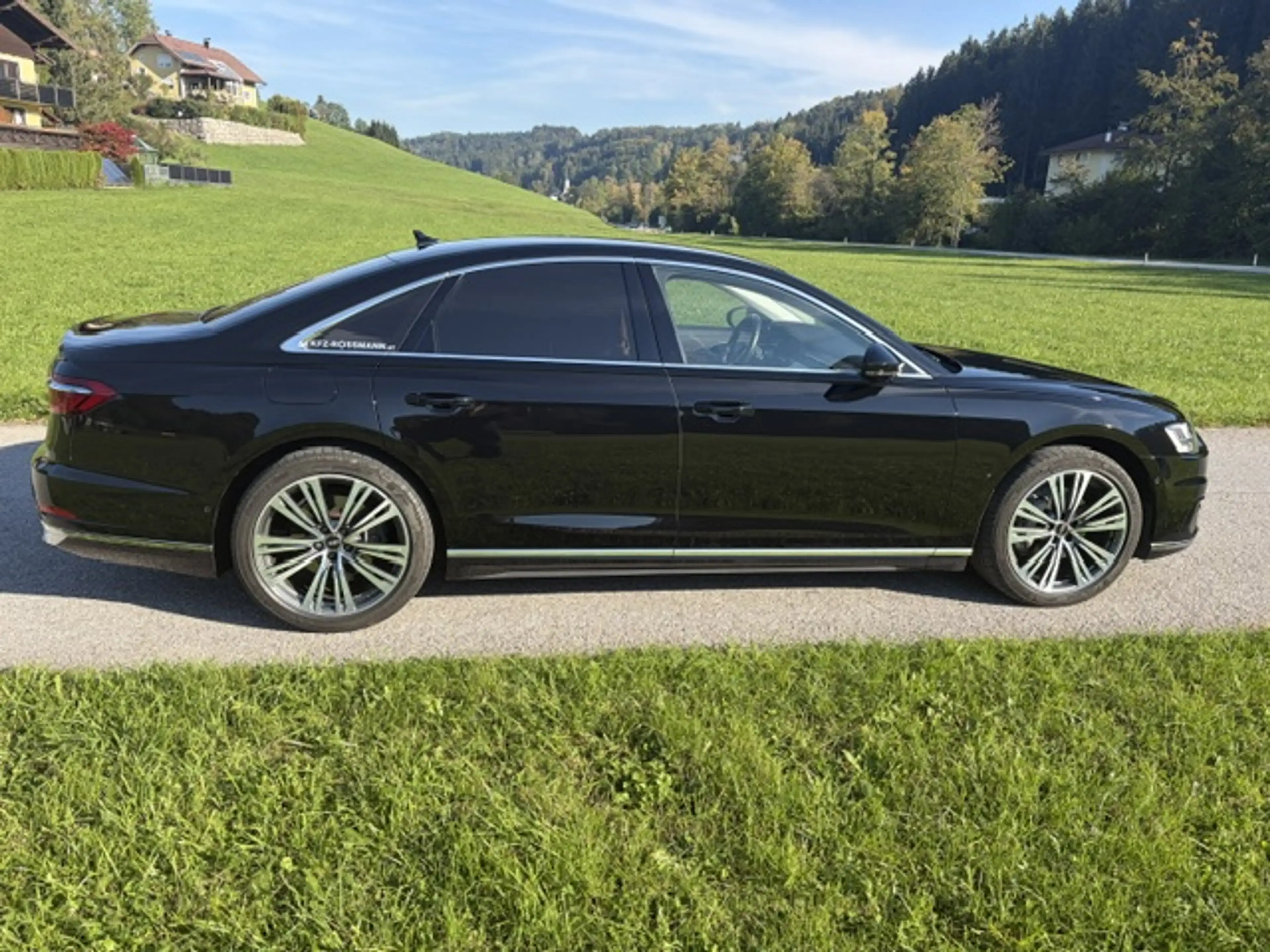 Audi A8 50 TDI quattro — photo 4
