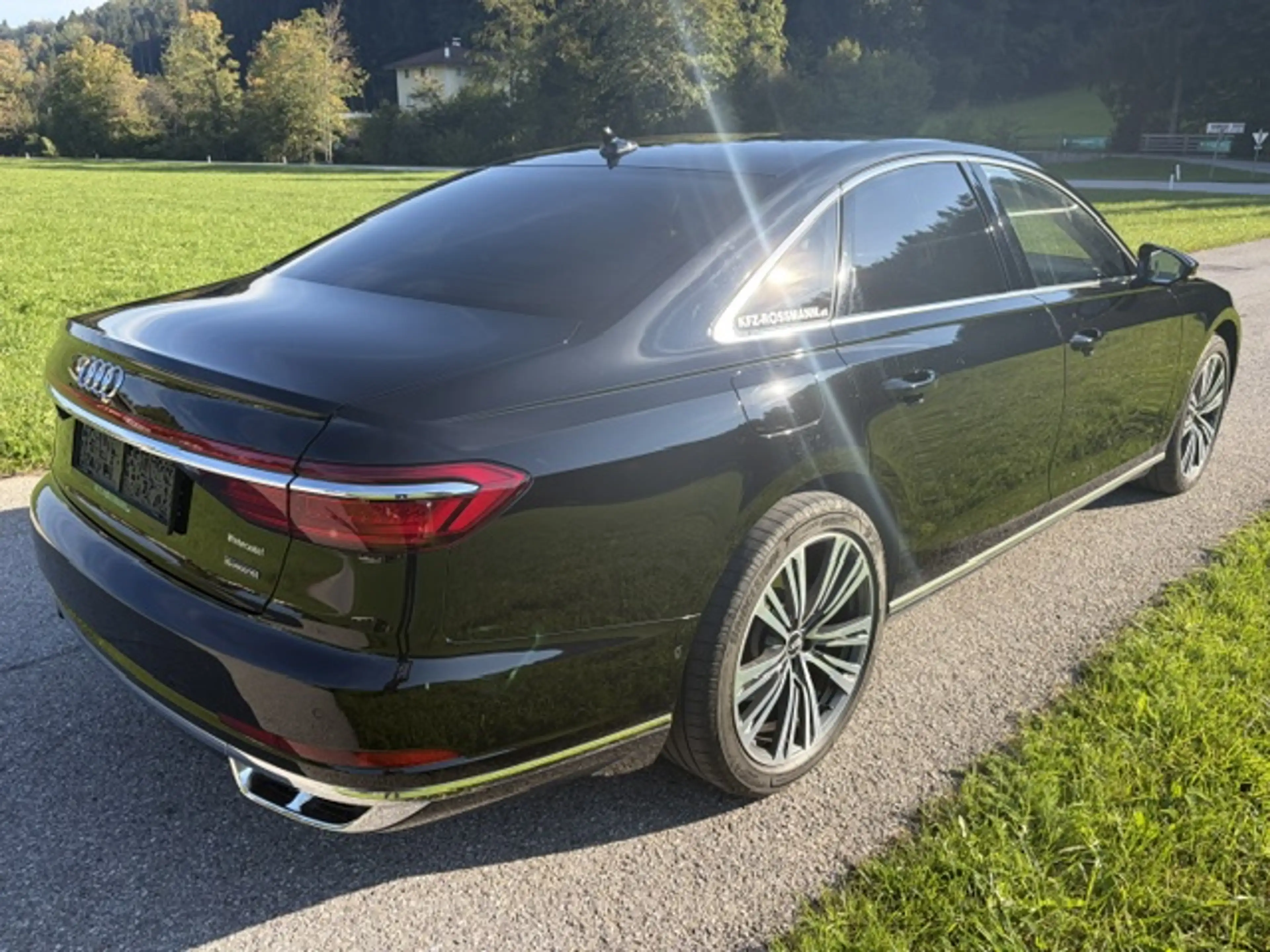 Audi A8 50 TDI quattro — photo 6